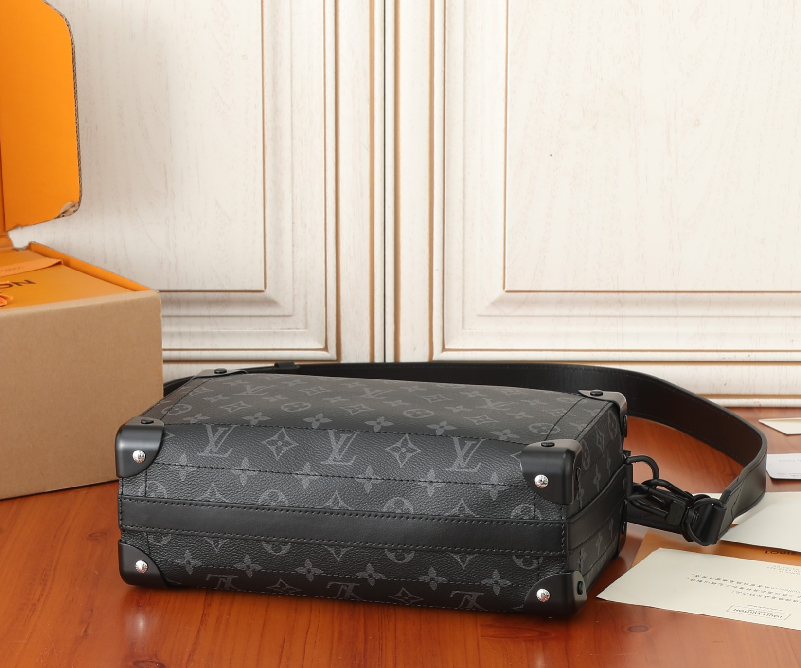 LV Soul Trunk East West M11744 29x17.5x10CM