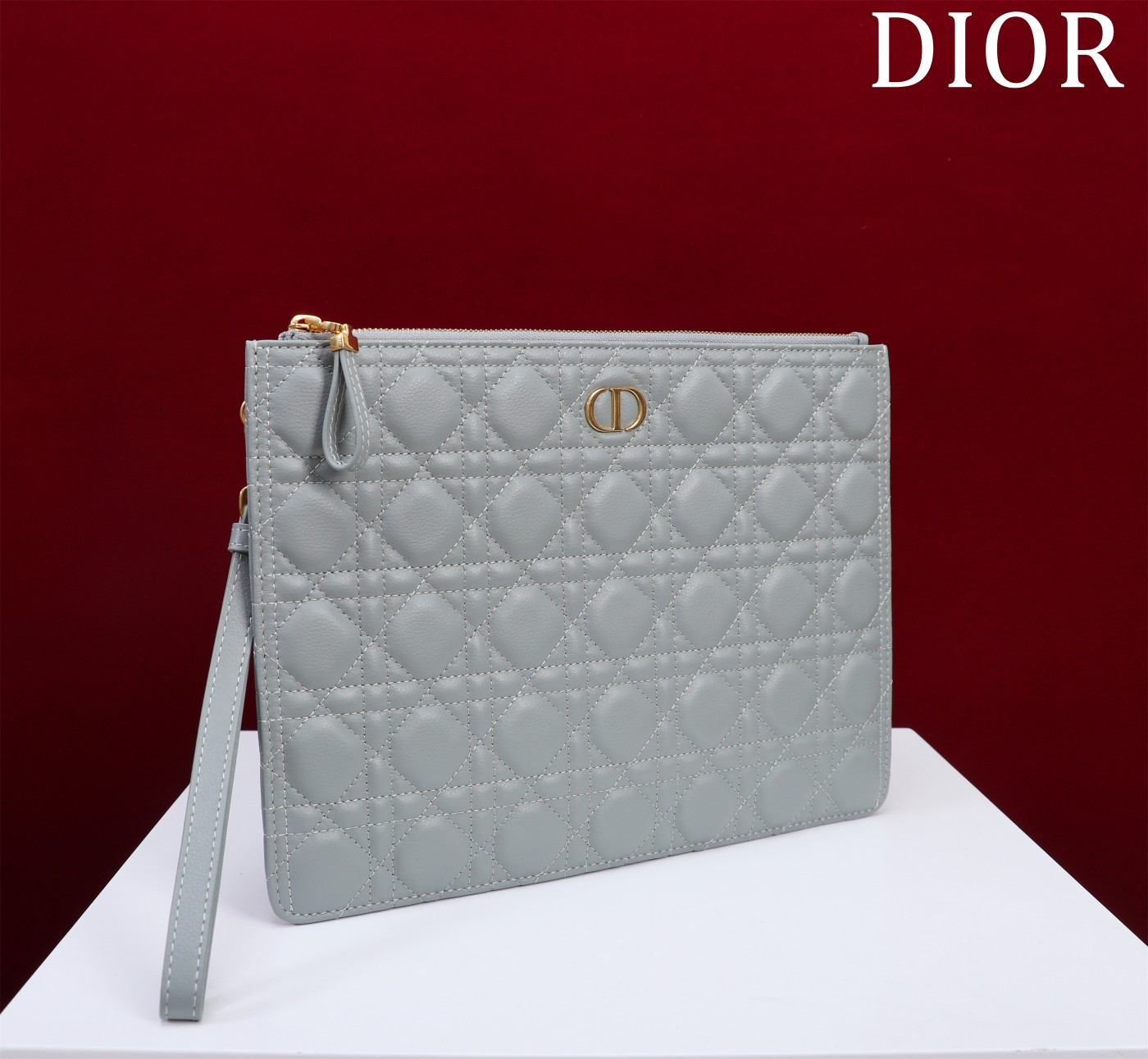 Large D10r Caro Daily Pouch 30 x 21.5 cm