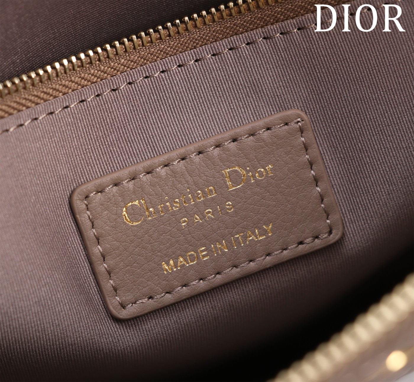 Large D10r Caro Daily Pouch 30 x 21.5 cm