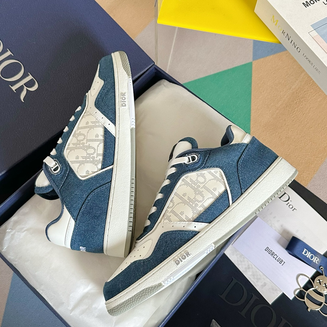 UA D10r B27 Sneaker