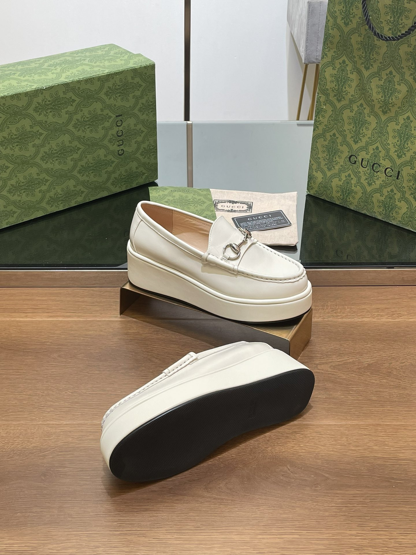 UA Gvc*1 HORSEBIT WEDGE LOAFER