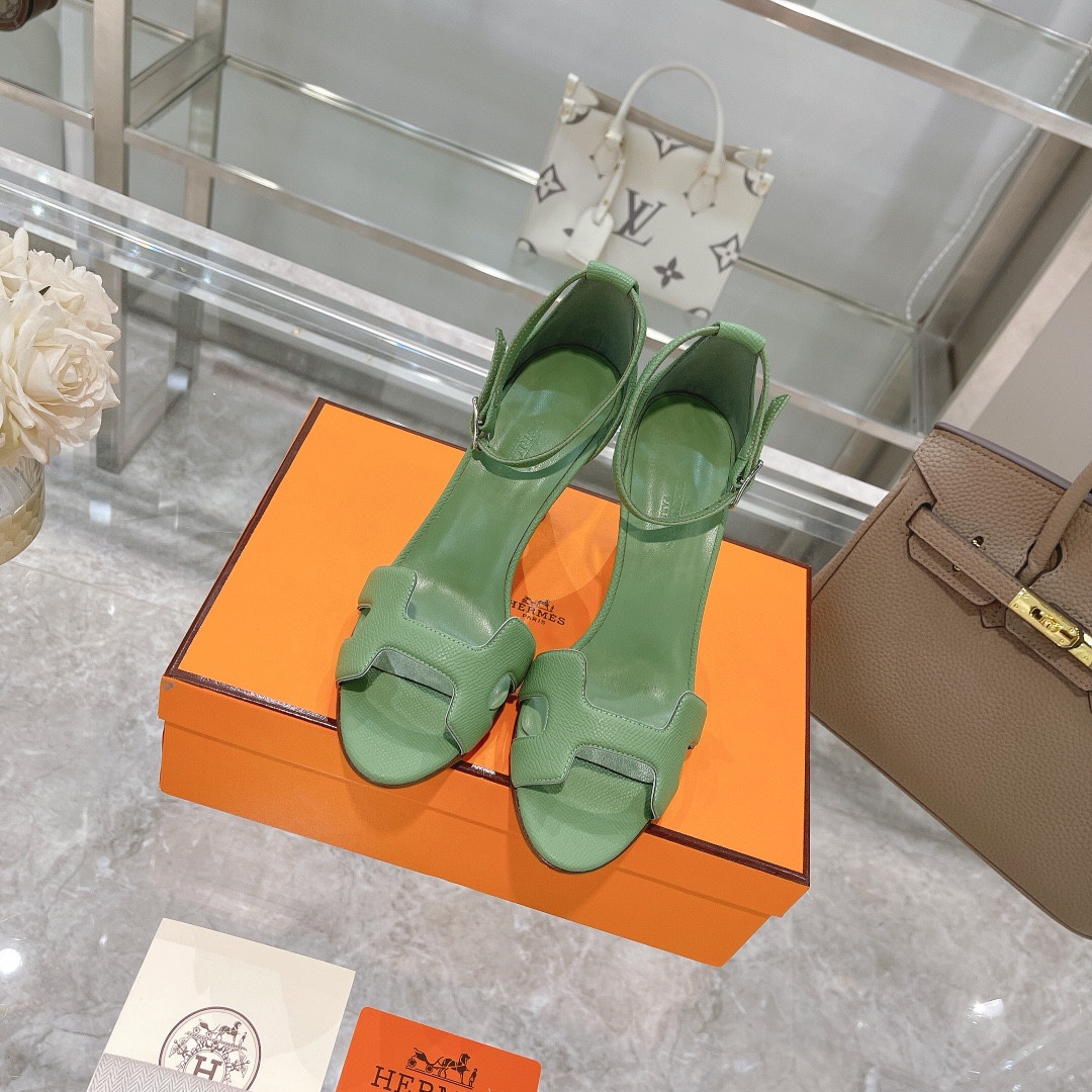 UA H**me5 Heeled Sandal