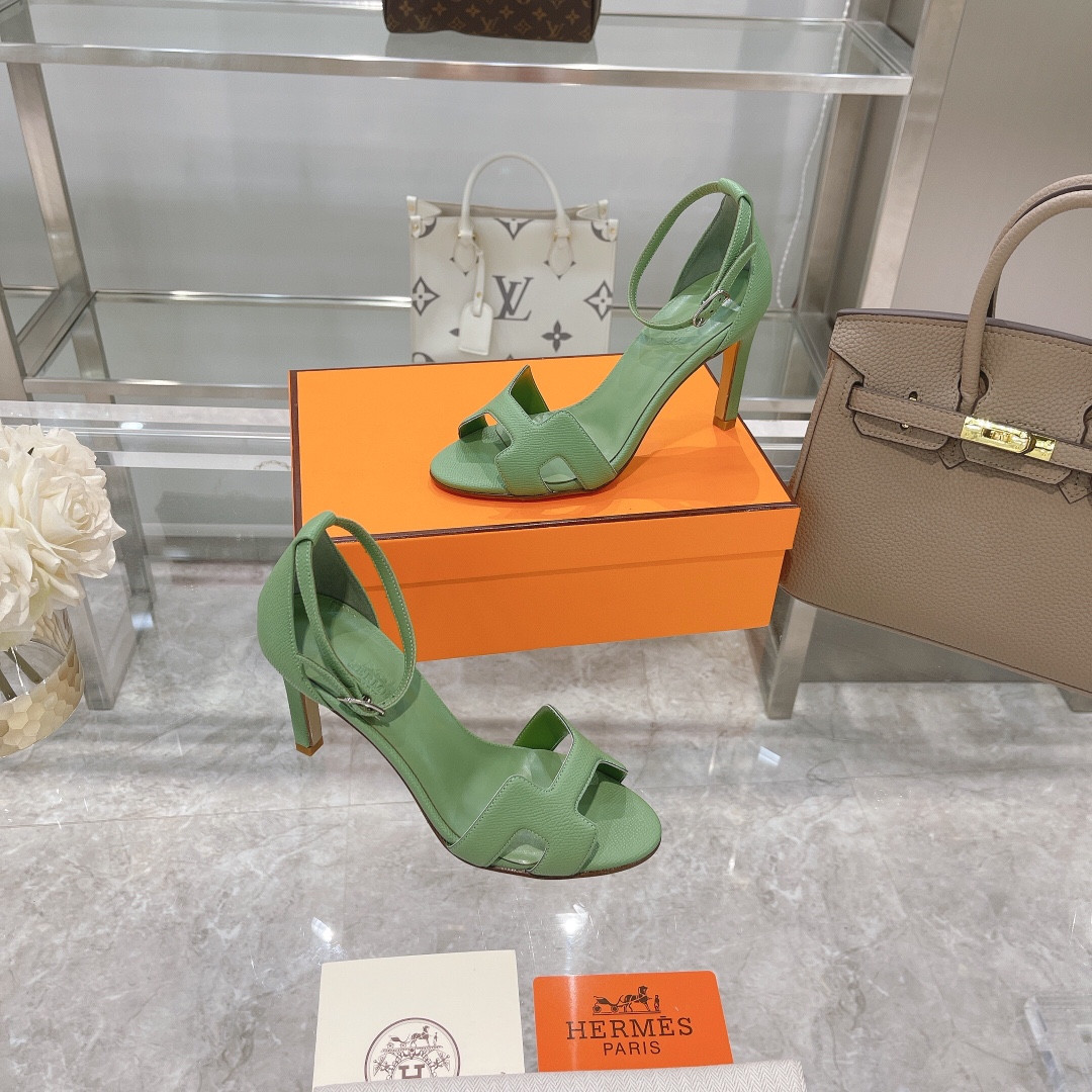 UA H**me5 Heeled Sandal