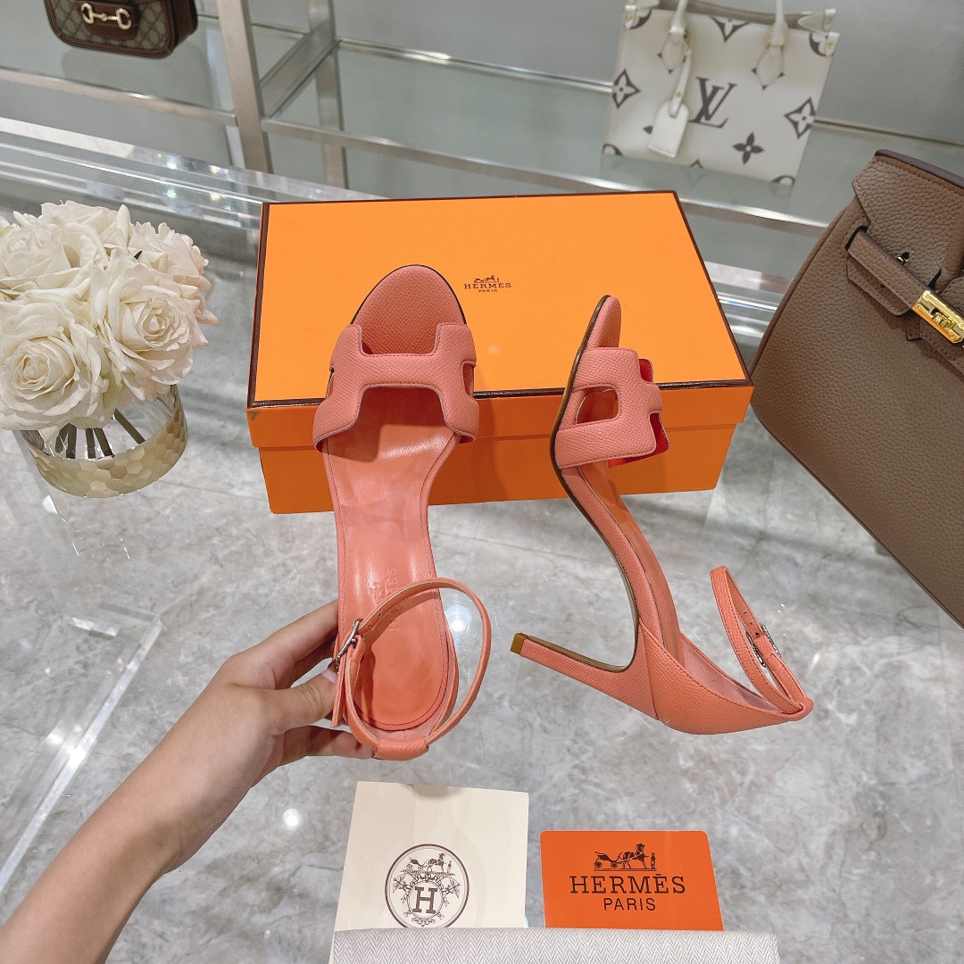 UA H**me5 Heeled Sandal