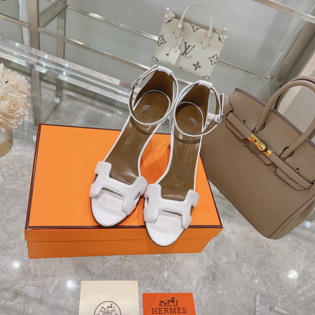 UA H**me5 Heeled Sandal