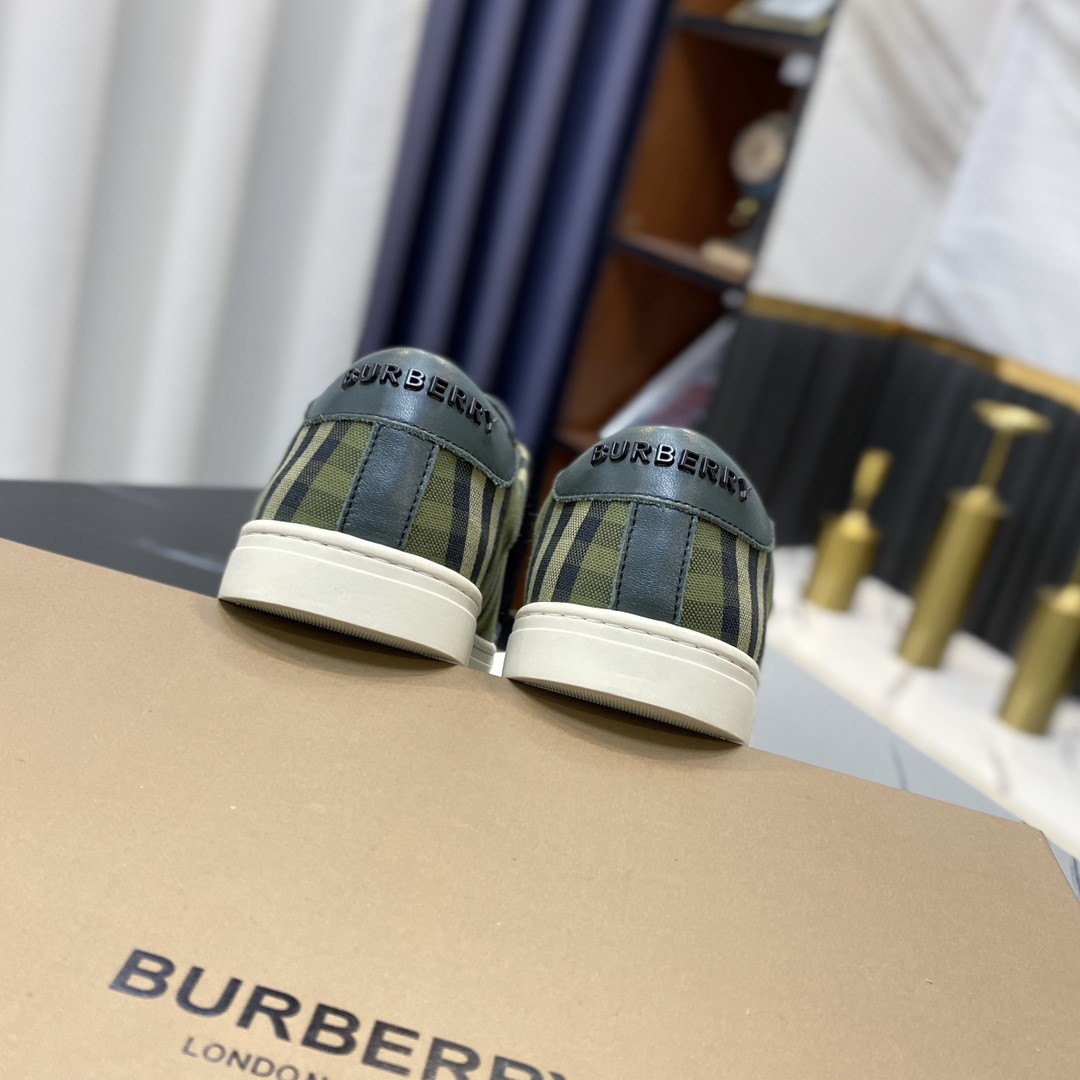UA Bv*b*rry Check and Leather Sneakers