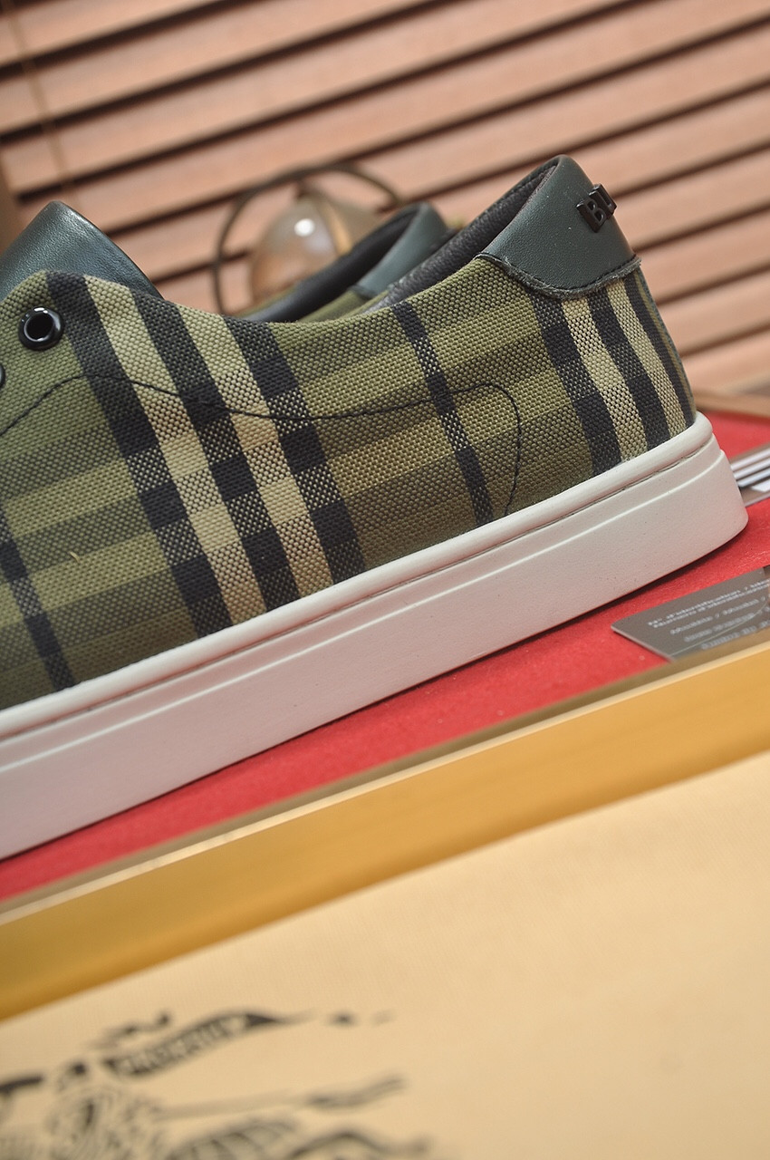 UA Bv*b*rry Check Sneakers