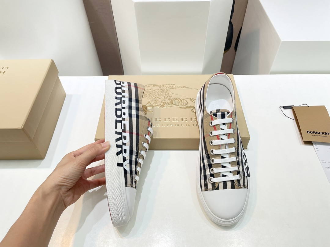 UA Bv*b*rry Check Sneakers