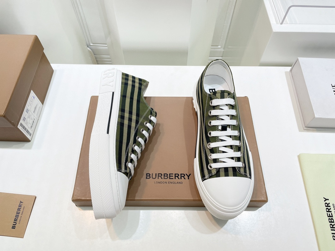 UA Bv*b*rry Check Sneakers