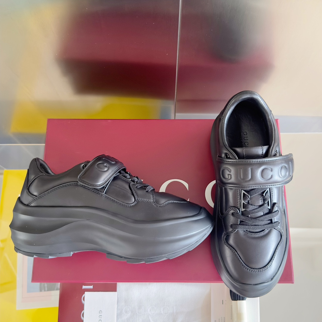 UA Gvc*1 Wave wedge sneaker