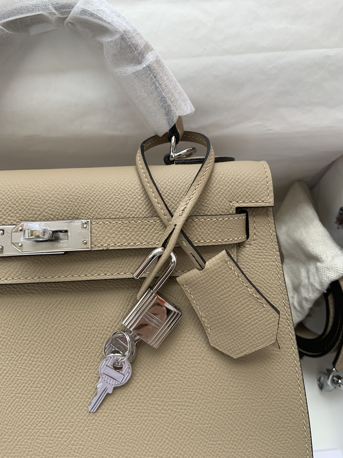 H**me5 Kelly Silver-tone Hardware 25 28