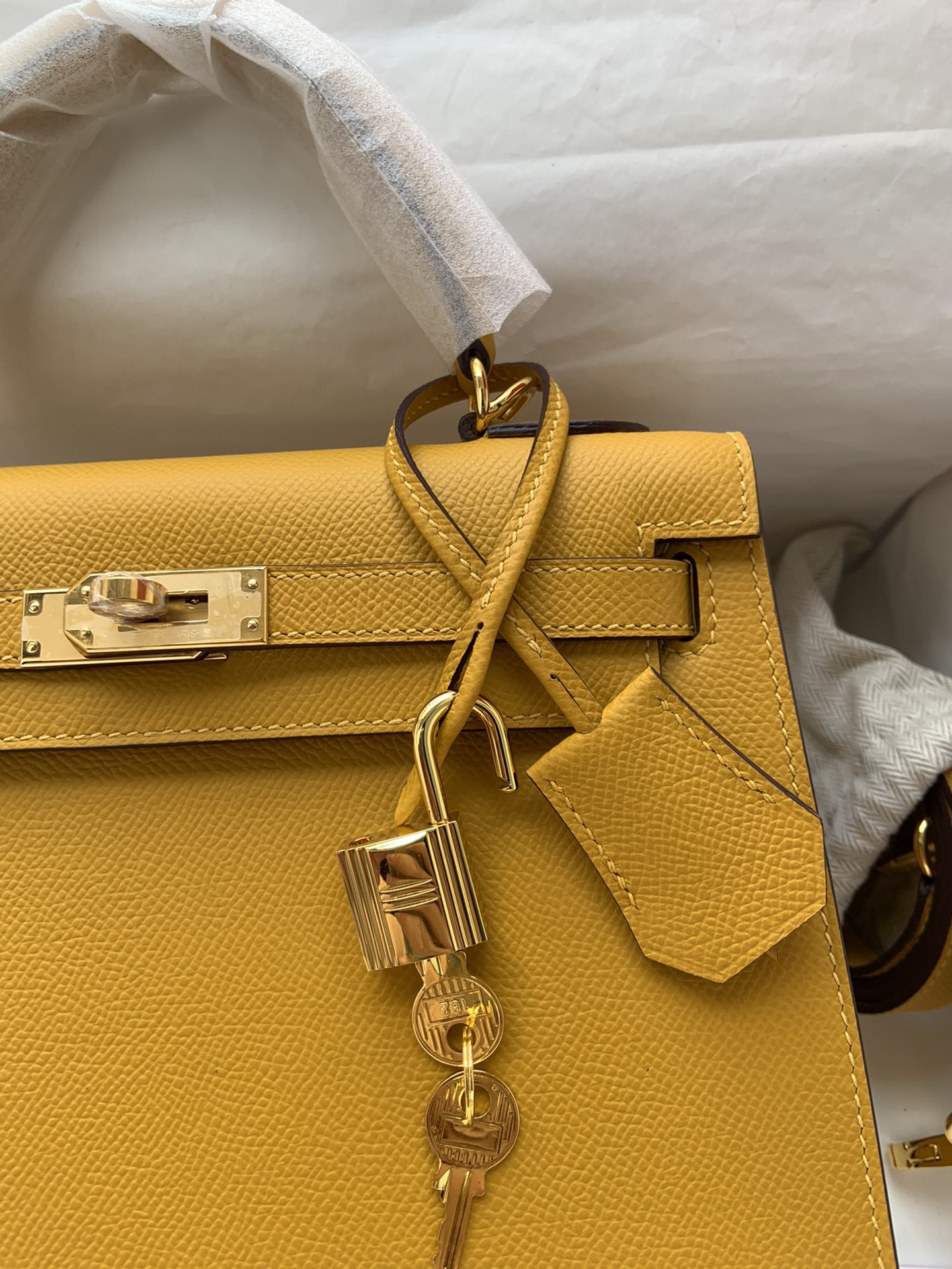 H**me5 Kelly Gold-tone Hardware 25 28