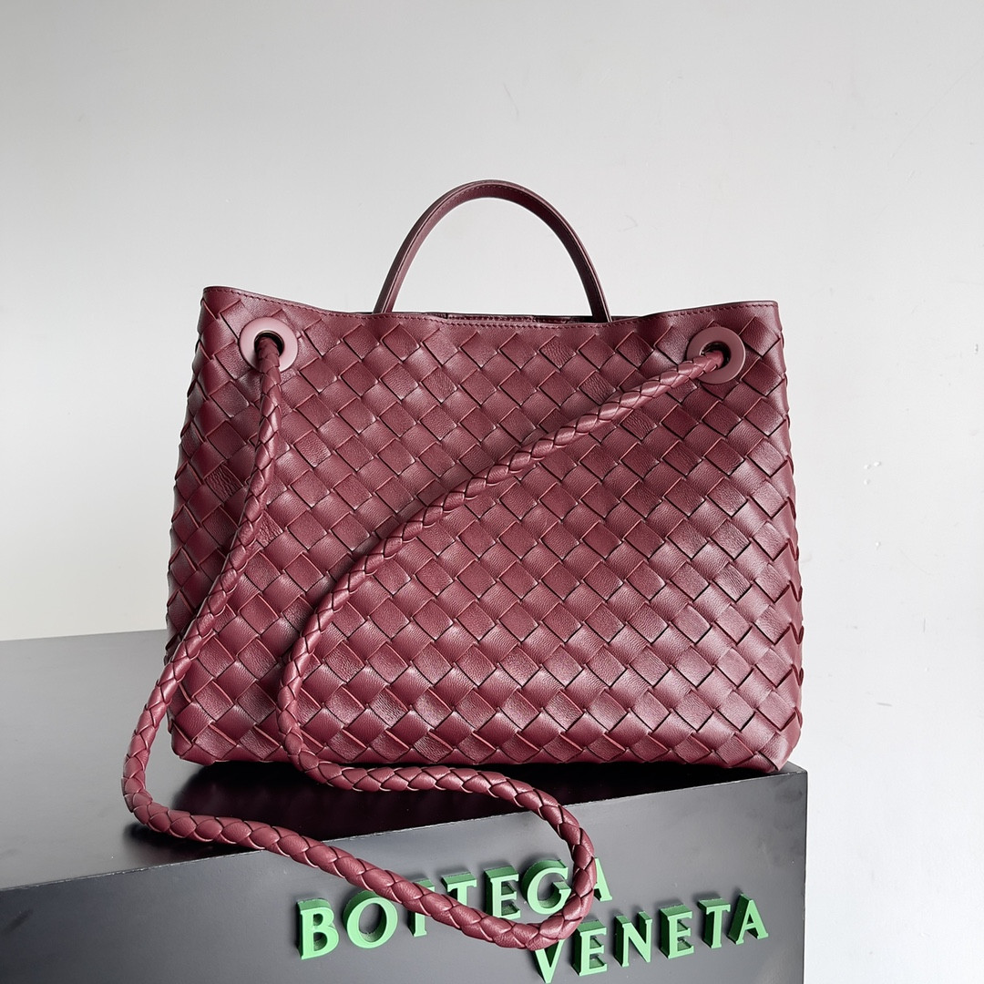 B0tt*ga Ven*ta Medium Andiamo 32x25x11CM