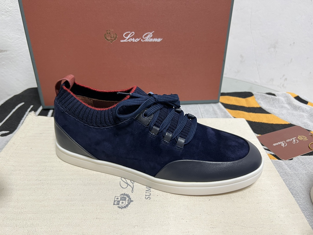 UA L0r0 P1ana Soho Walk Sneaker