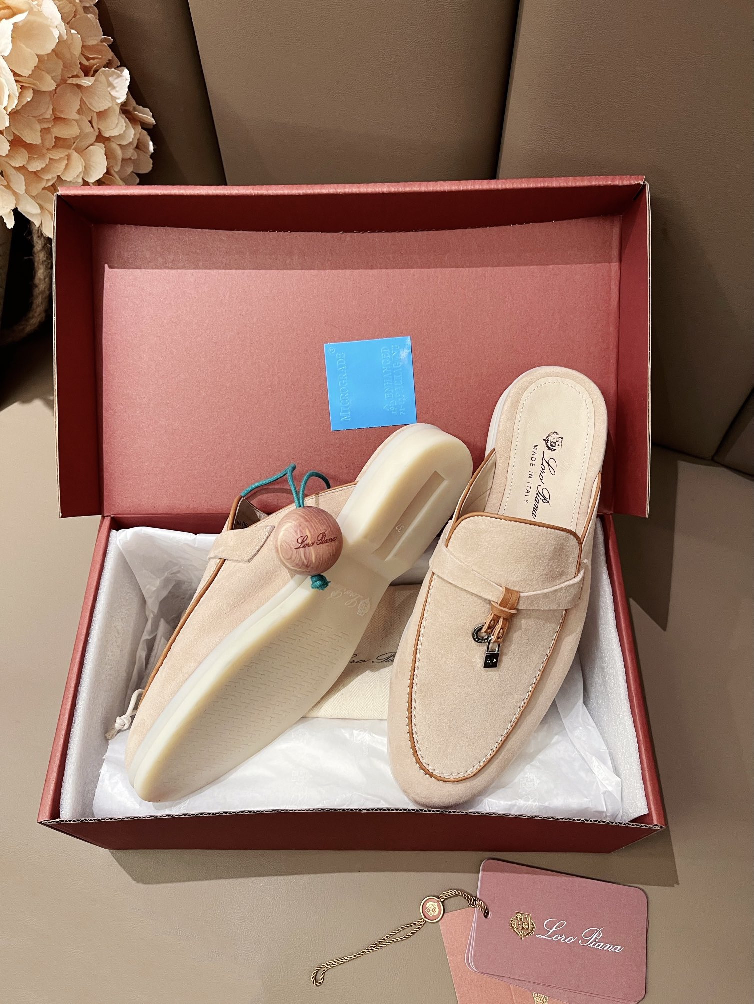 UA L0r0 P1ana Babouche Charms Walk Loafers