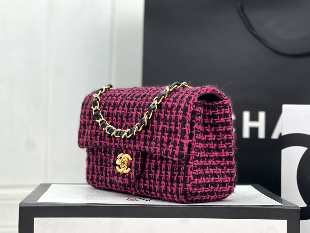 Ch**el Classic Flap Bag 20cm