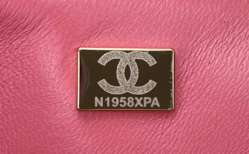 Ch**el Classic Flap Bag 20cm