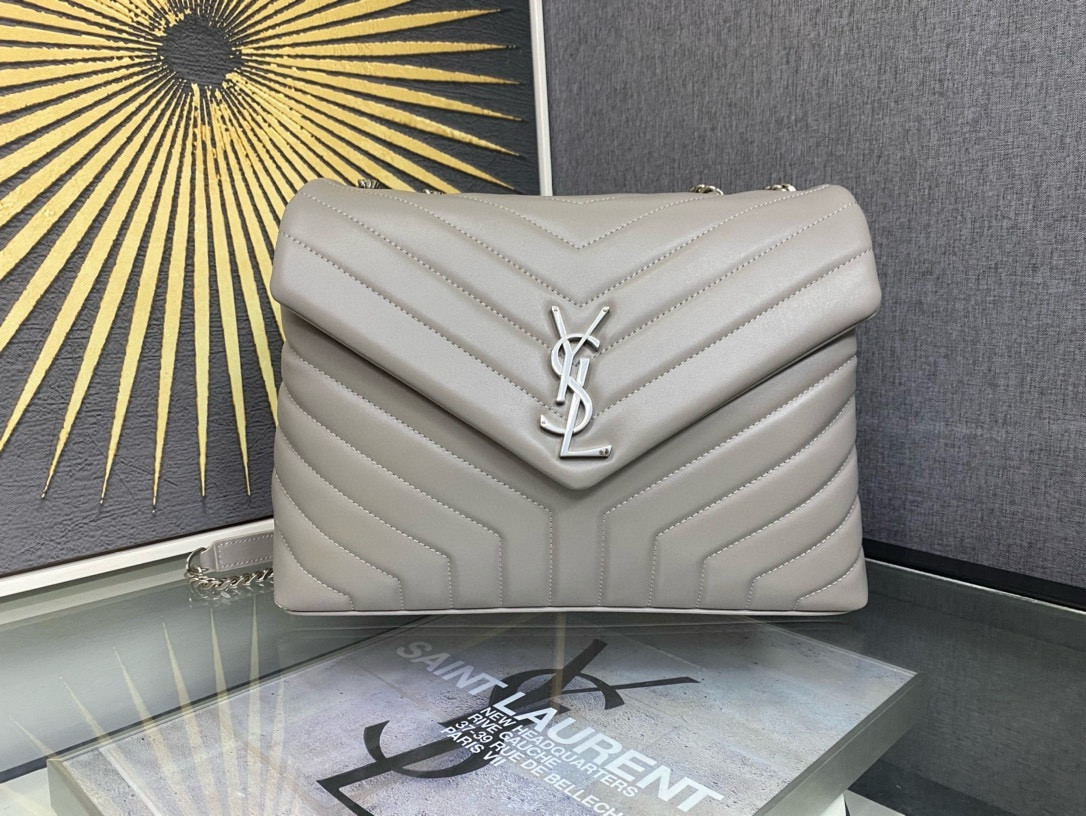 Y51 LOULOU QUILTED LEATHER 32x22x9cm