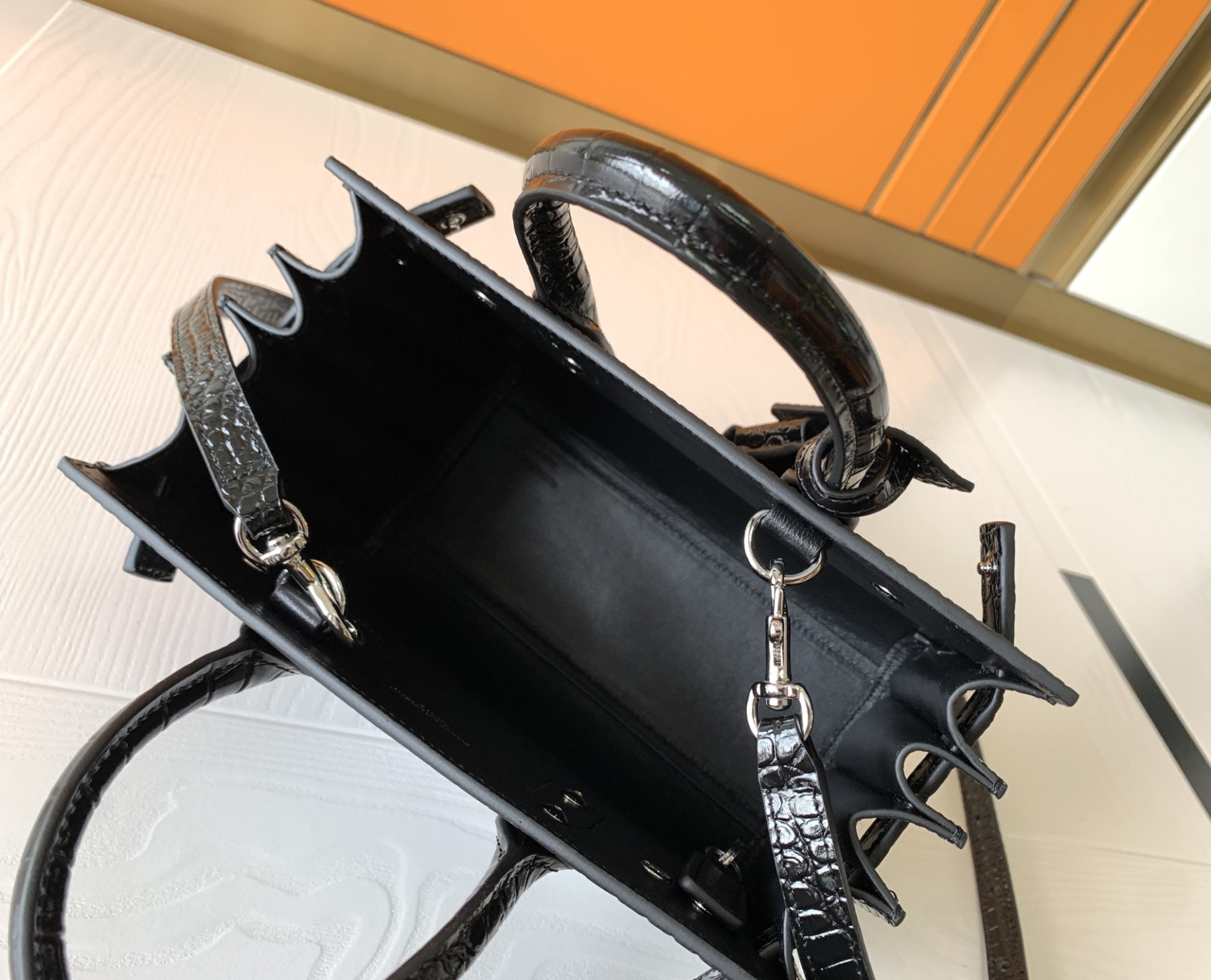 Y51 SAC DE JOUR IN CROCODILE EMBOSSED LEATHER - NANO 22x18x10.5cm