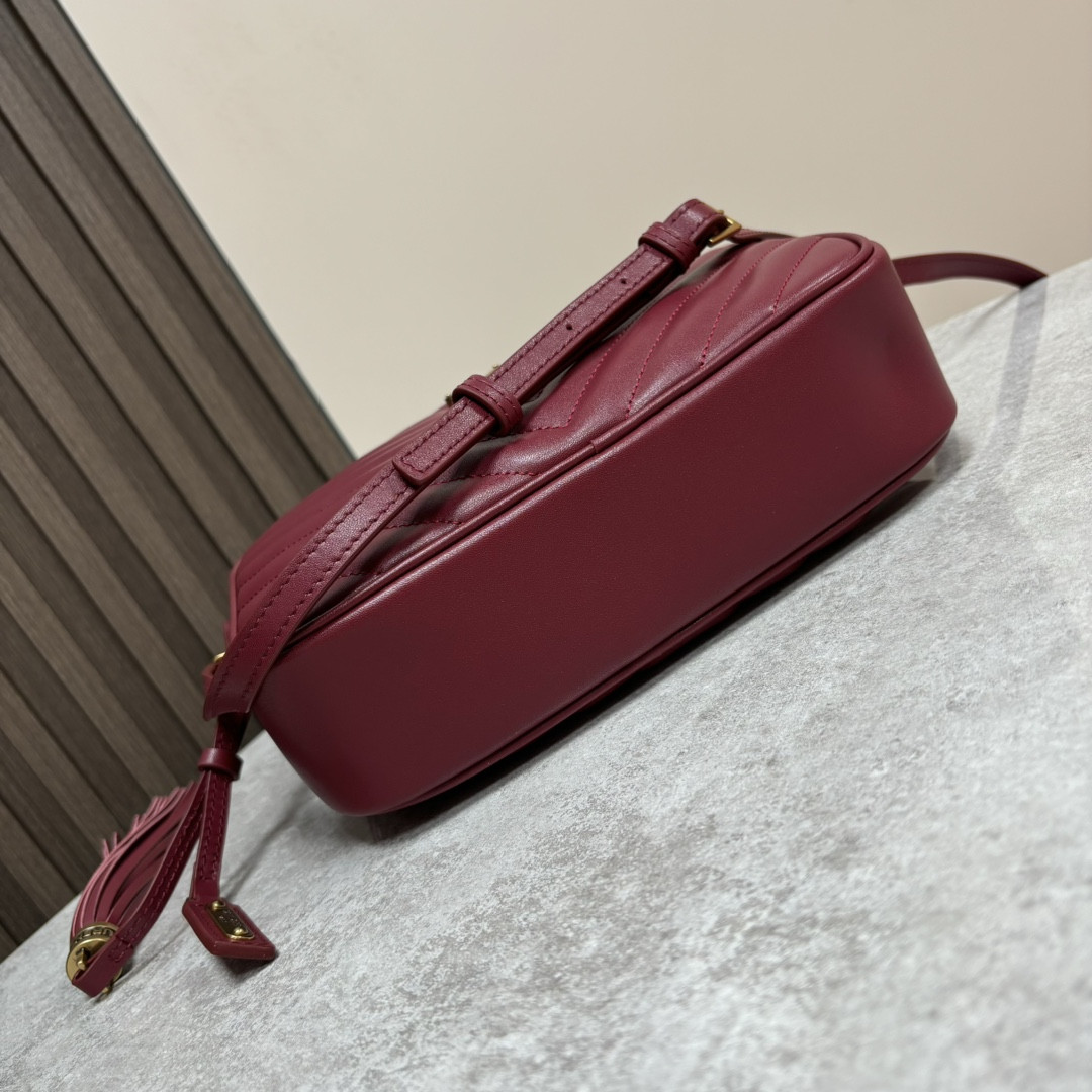 Y51 LOU camera bag in quilted leather 23x16x6cm