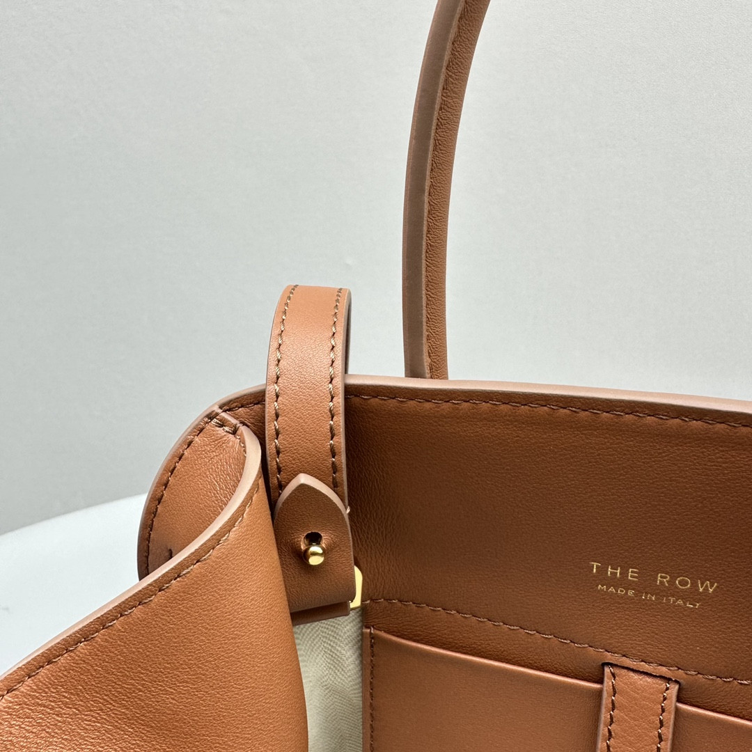 The R0w MARGAUX 10 26x17.5x21cm