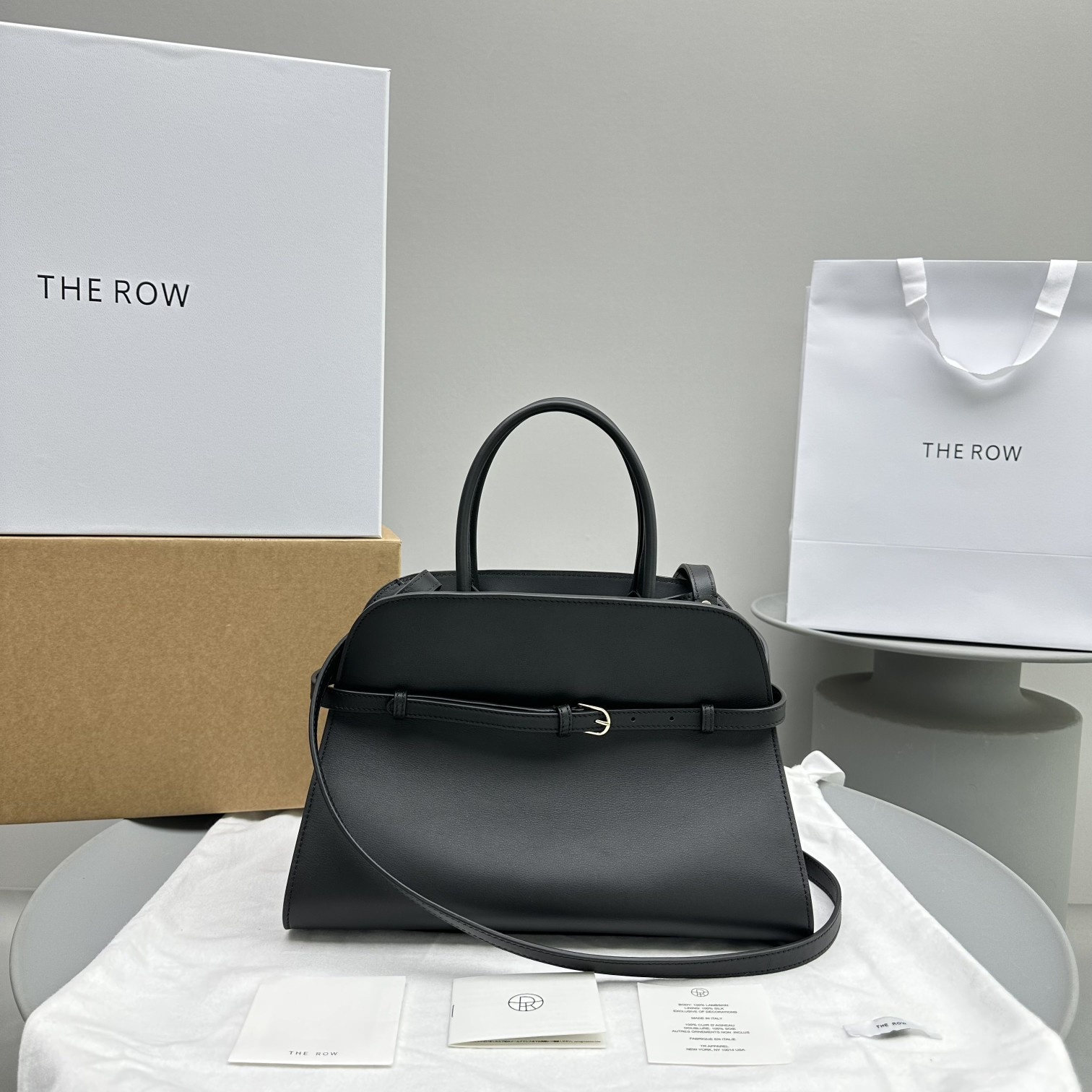 The R0w Margaux belt 12 32x15x25cm
