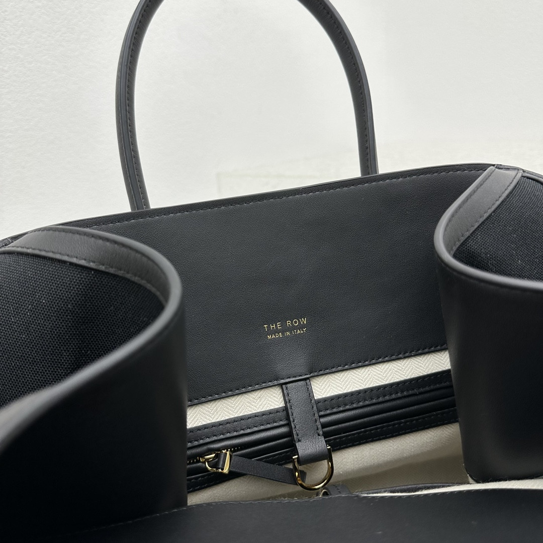 The R0w MARGAUX 15 38.5x16x30cm