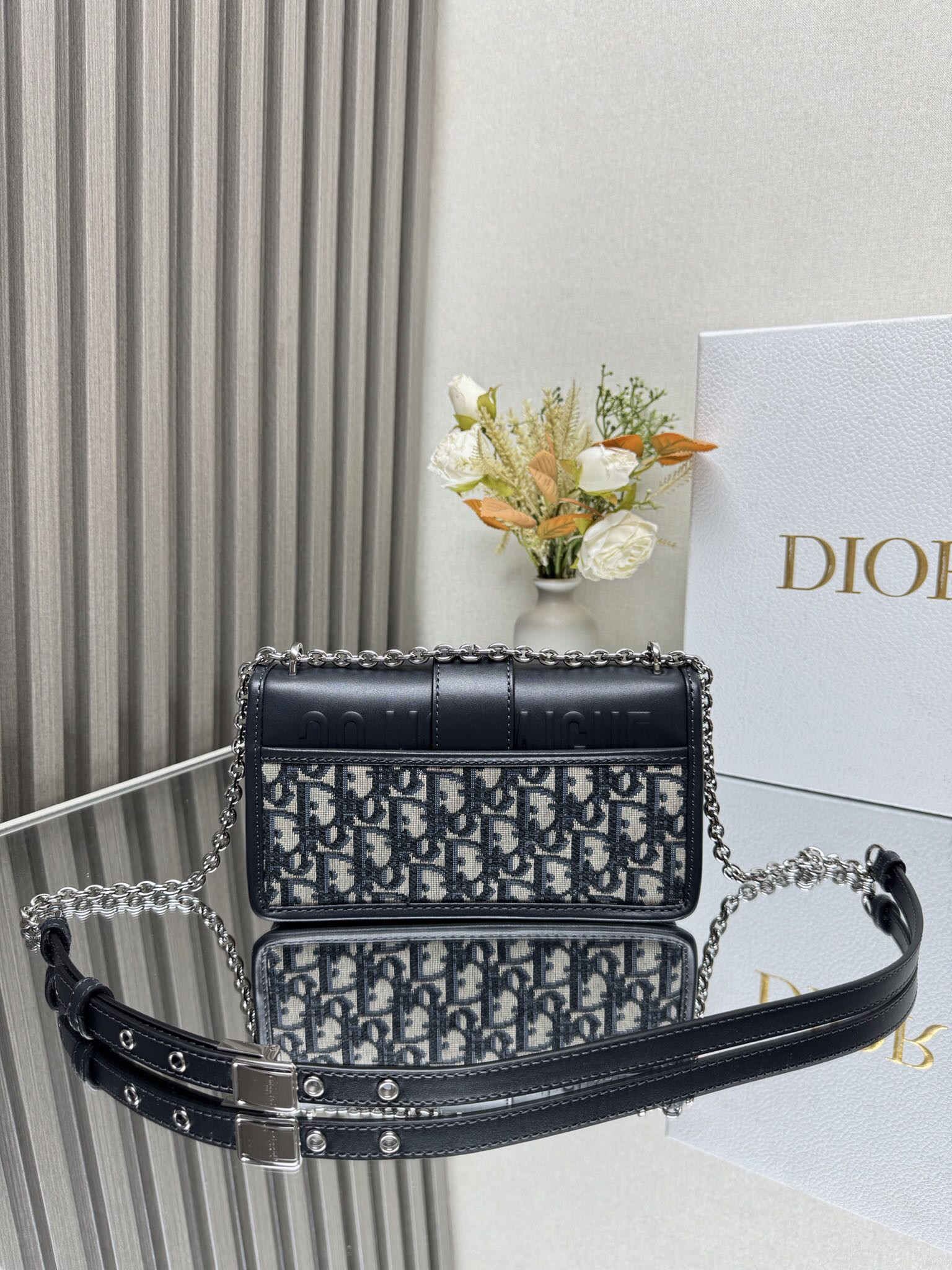D10r 30 Montaigne East-West Bags 21x12x6cm