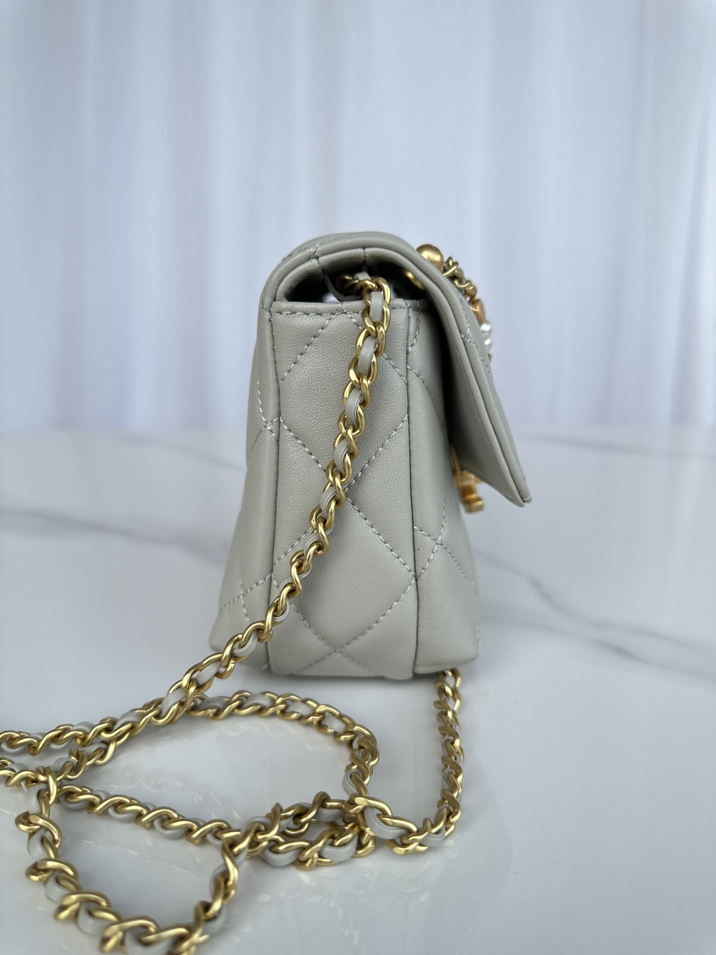 Ch**el Mini Flap Bag 19x12.5x8cm