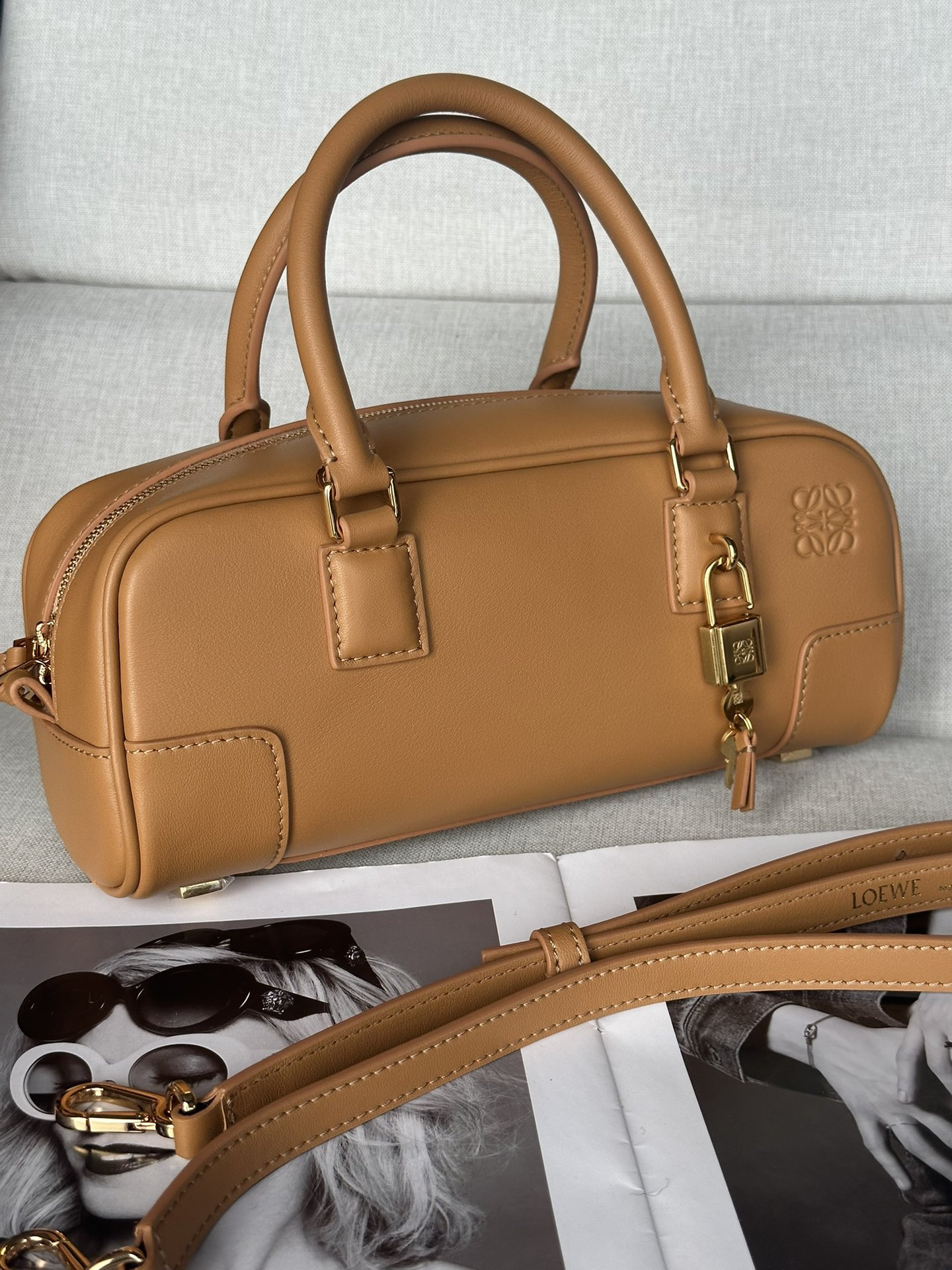 L0ew* Amazona 23 Cropped bag in nappa calfskin 23x11x10cm