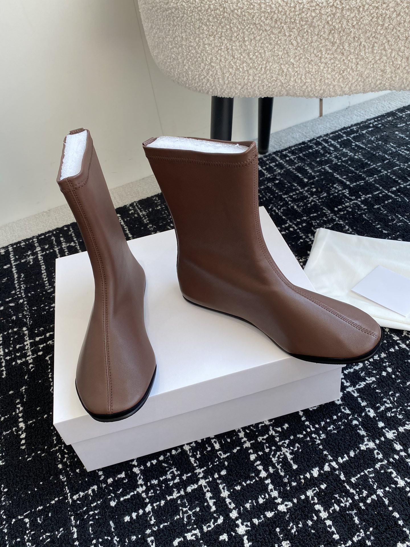 UA The R0w Boot