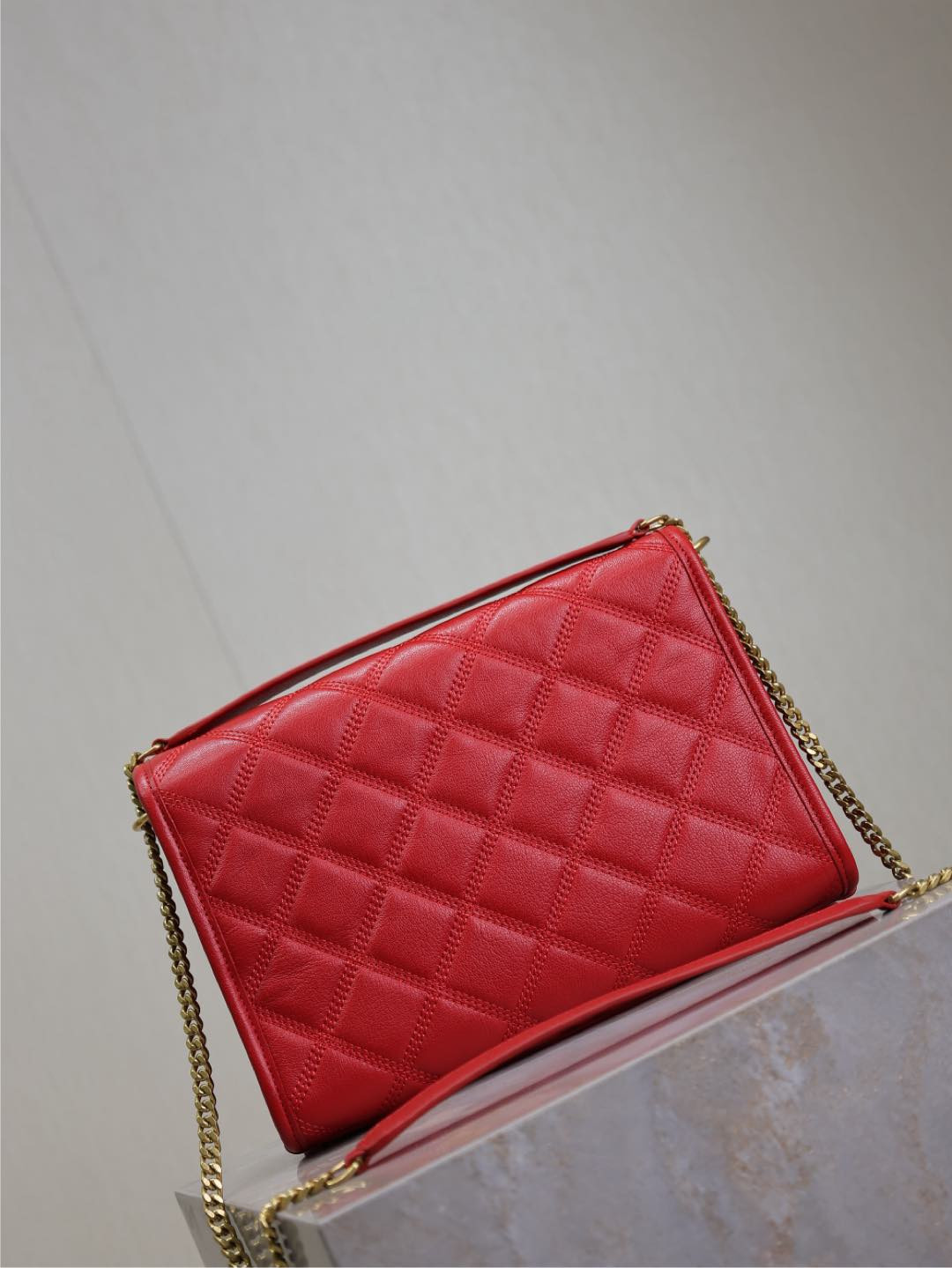 Y51 Becky 25×17×7cm