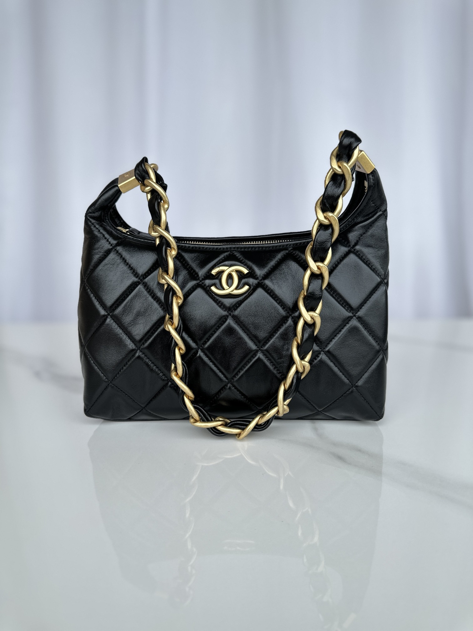 Ch**el Hobo Handbag 30×35×9cm