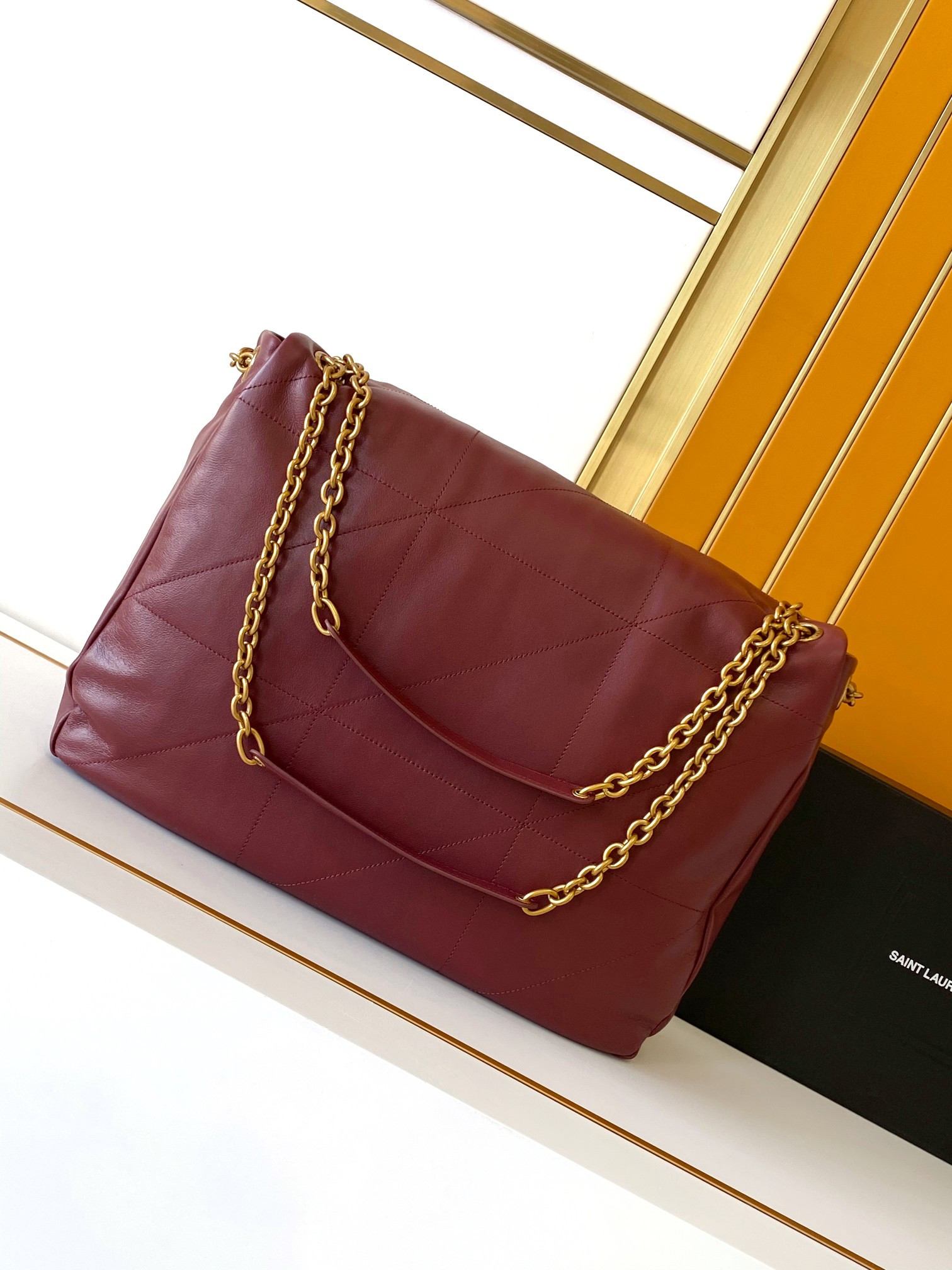 Y51 large jamie 4.3 in lambskin 43x29x9cm