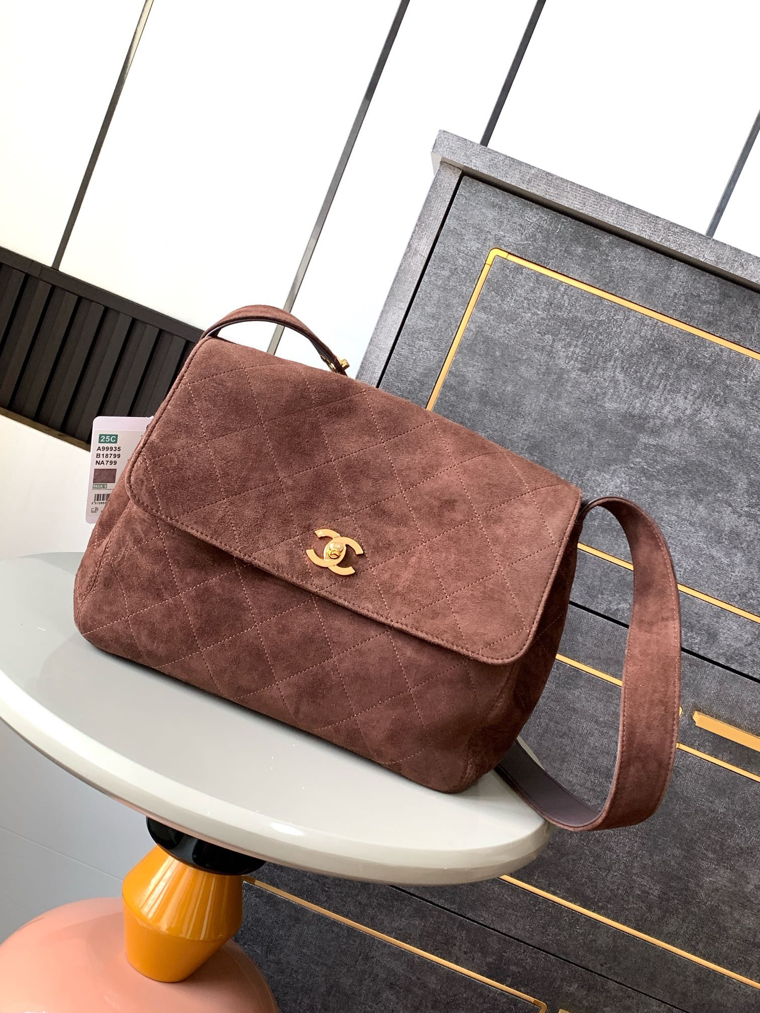 Ch**el Vintage bag 28x12.5x24cm