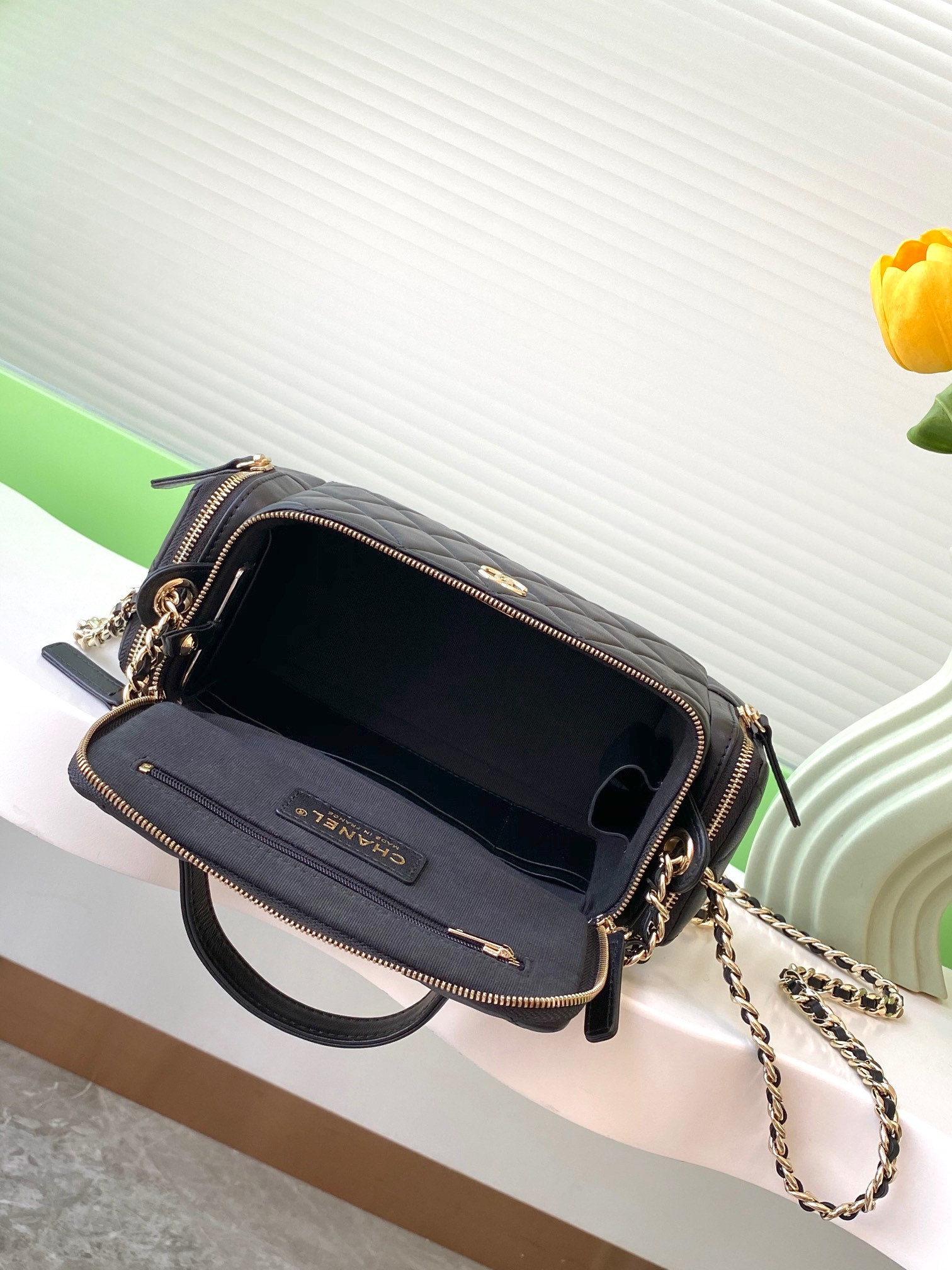 Ch**el vanity case 12x23x10cm