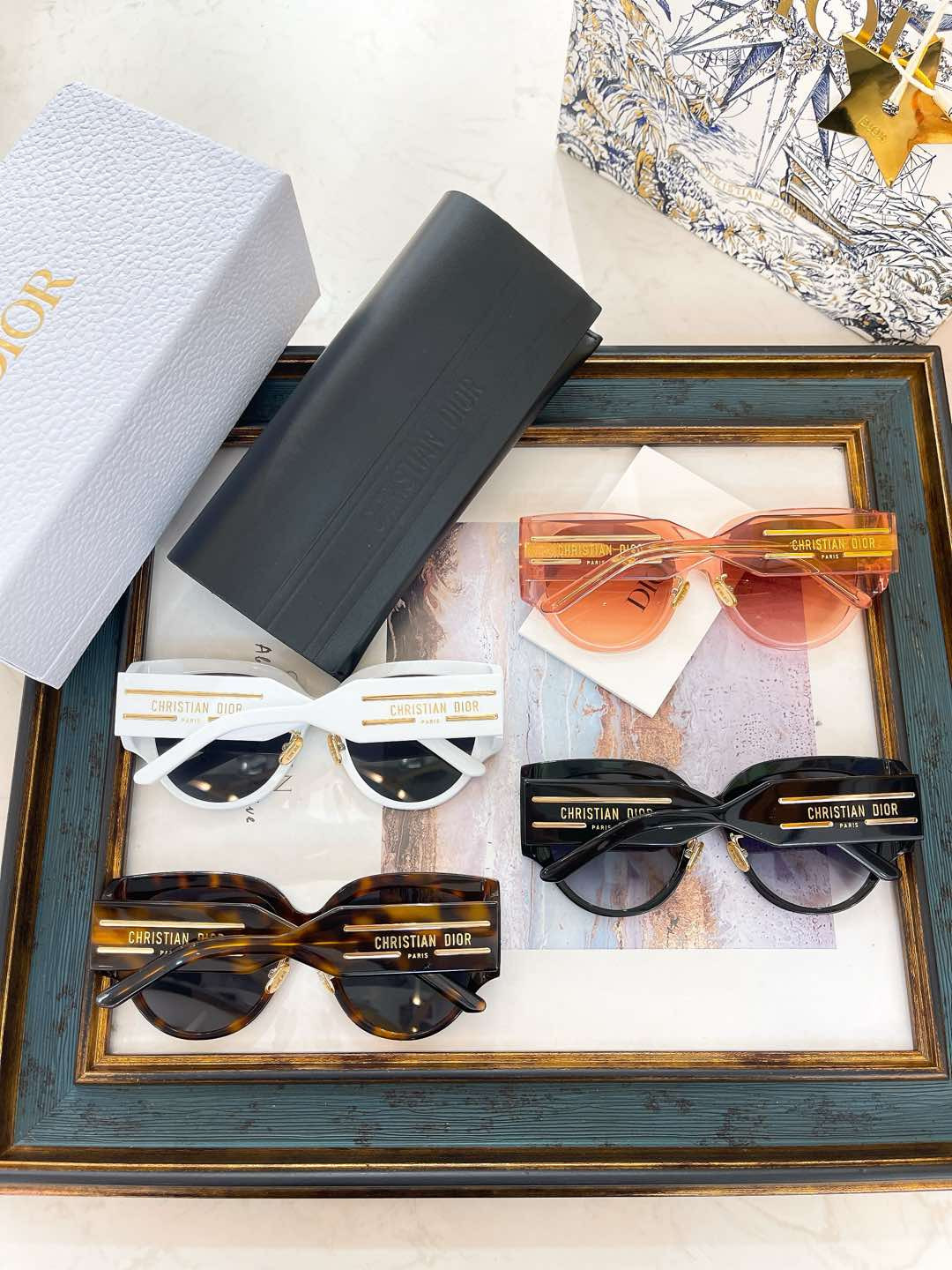 D10r Glasses Signature  R2F 55-18-140