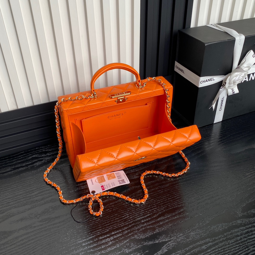 Ch**el Box bag 15x22x7.5cm