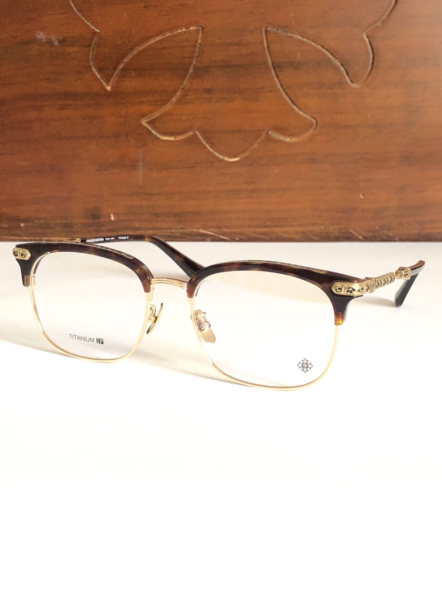Ch*0me He**ts Glasses VERTICAL SMILE I 57-19-148