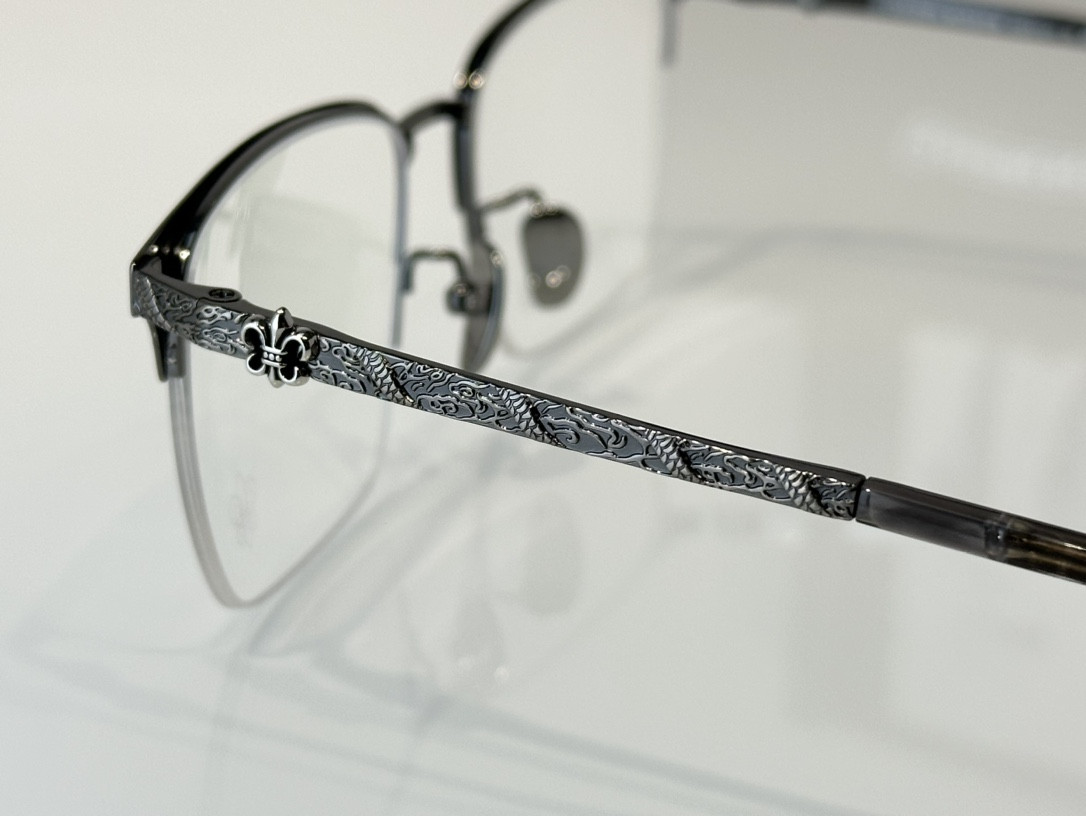 Ch*0me He**ts Glasses CH8258 53-17-148