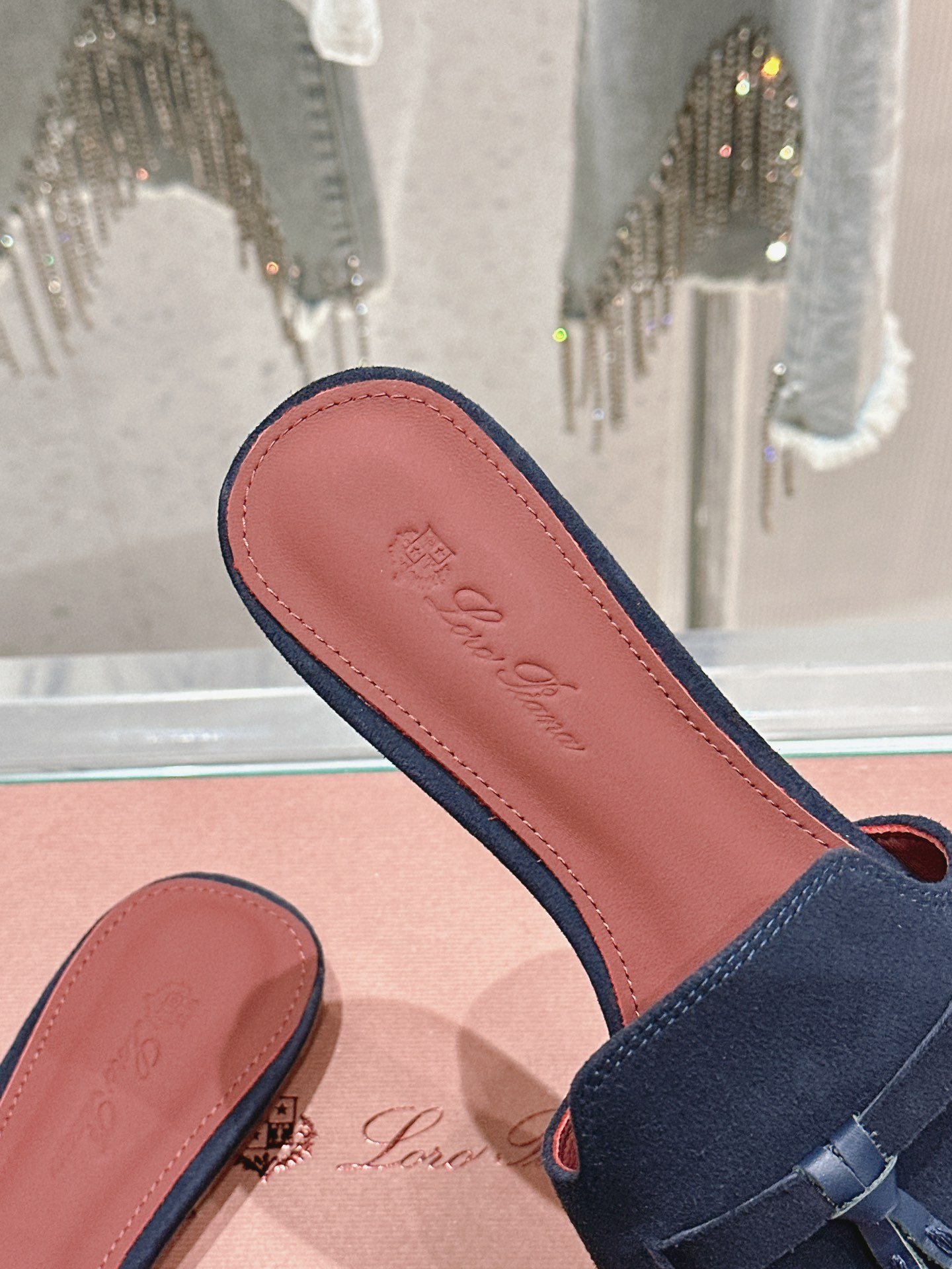 UA L0r0 P1ana Summer Charms Sandal