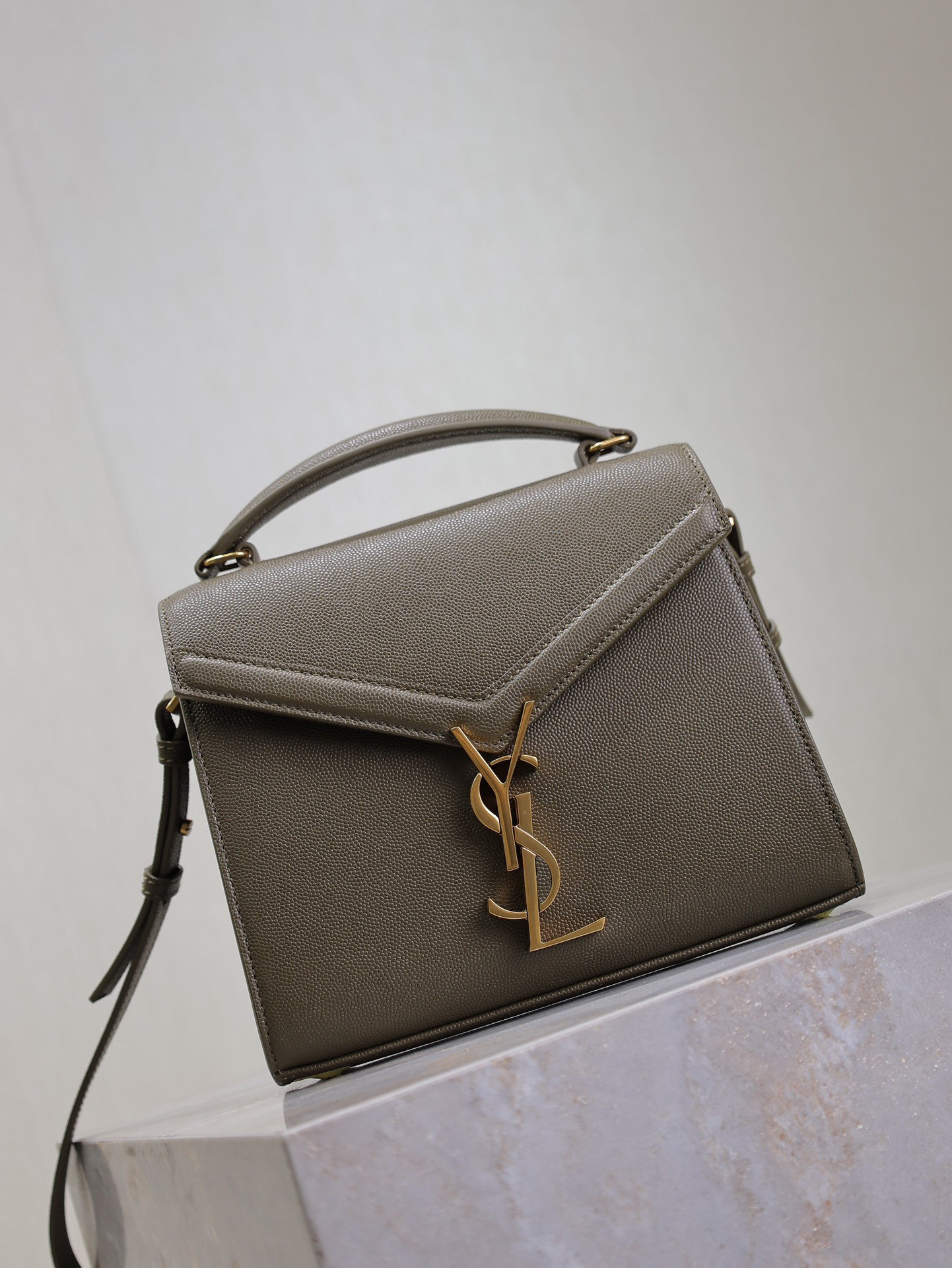 Y51 cassandra mini top handle bag 20x16x7.5cm