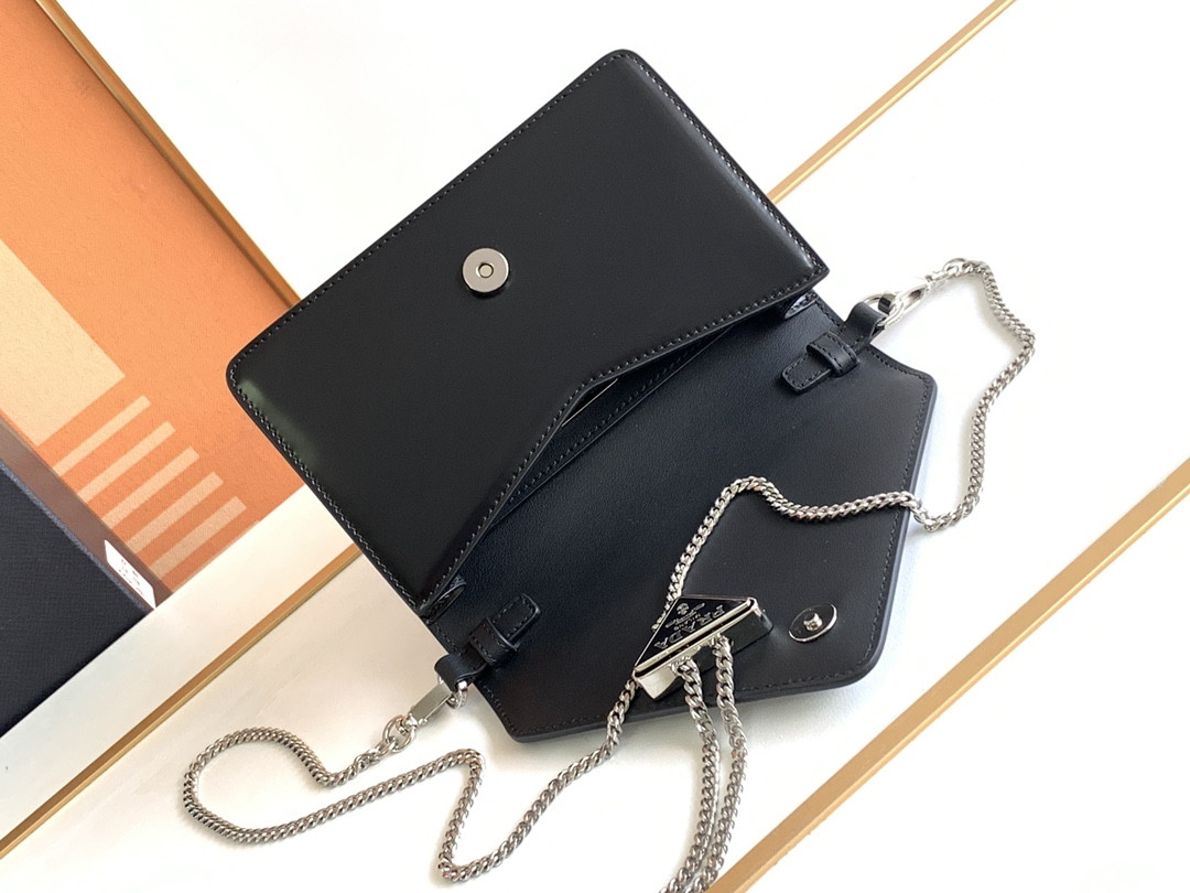 Pra*a Brushed Leather Shoulder Bag 17x 9.5x3.5cm