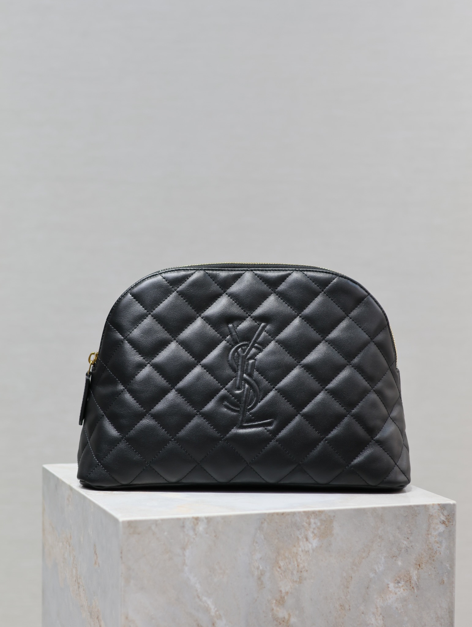 Y51 LE CASSANDRE 30×20×11cm