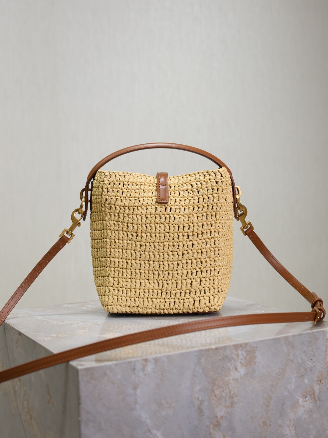 Y51 LE 37 mini (raffia) 15x13x6cm