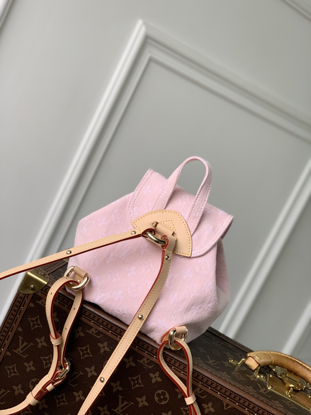LV Venice Backpacks M13031 24 x 26 x 7 cm