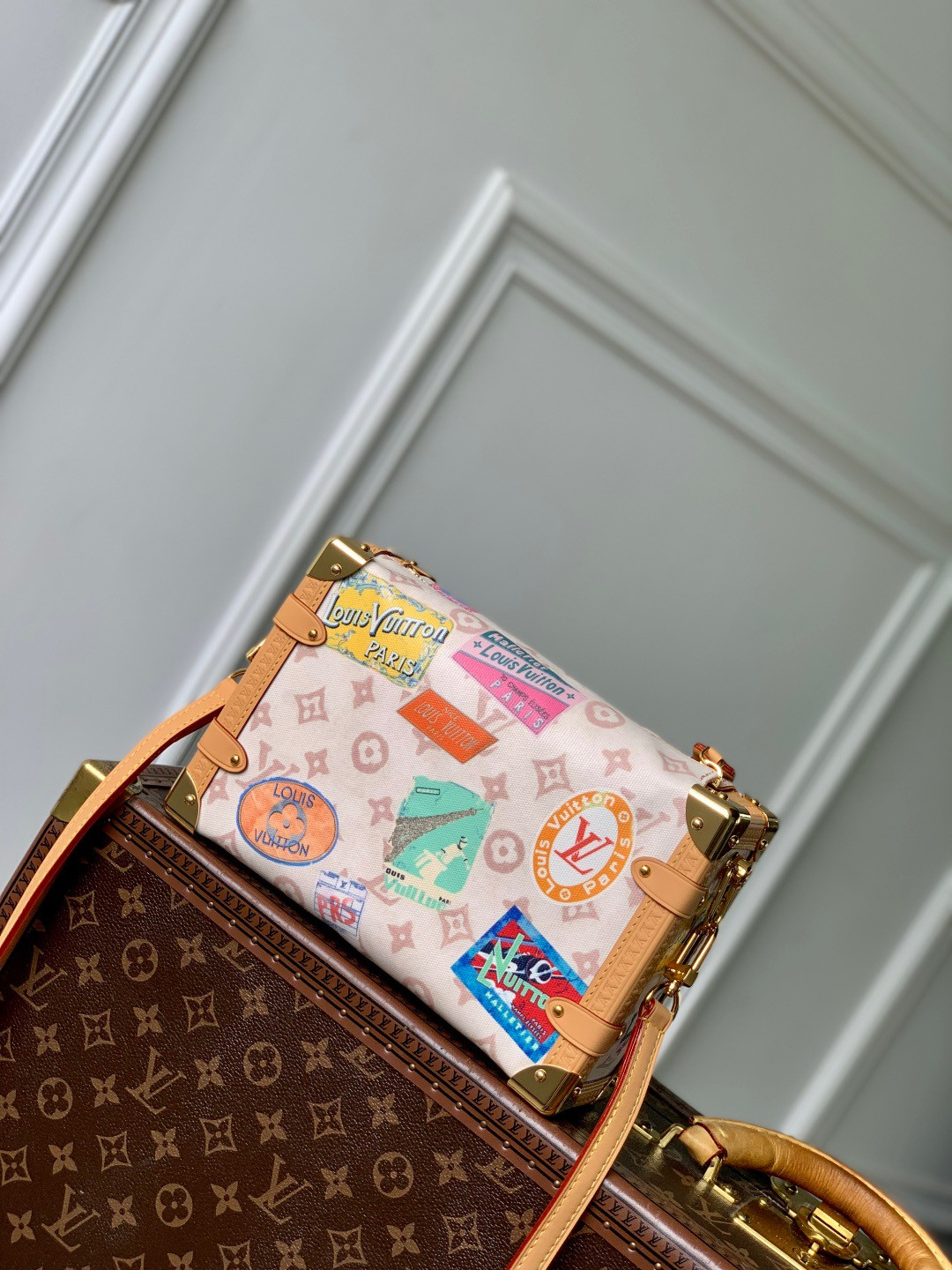 LV Side Trunk MM M14606 23.5 x 16 x 8.5 cm