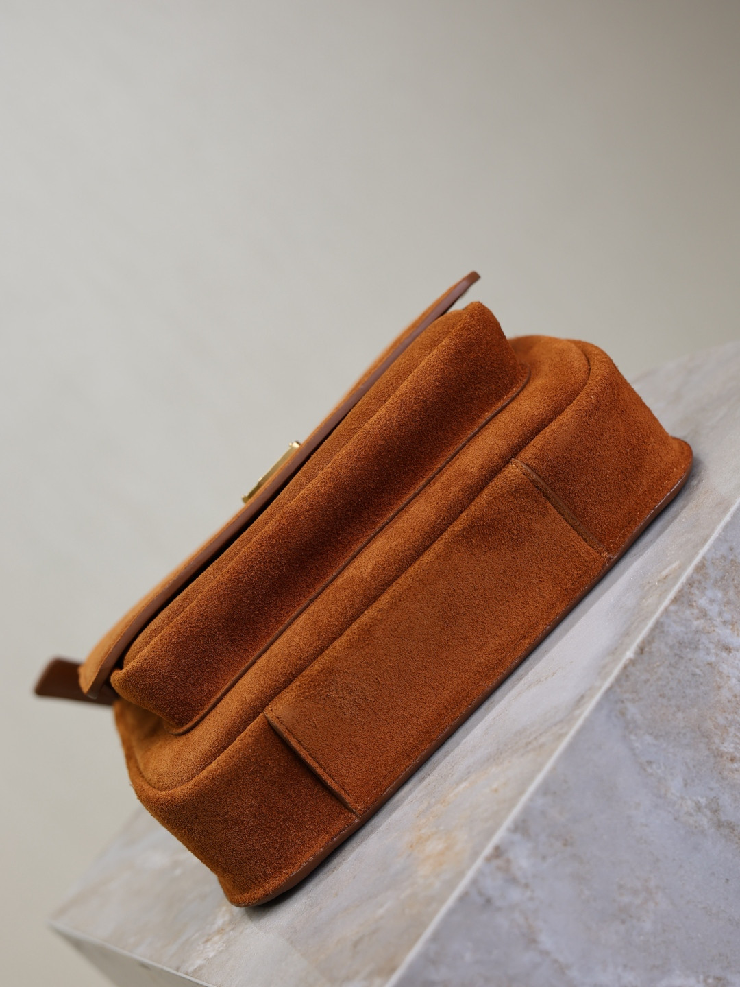 Y51 NIKI satchel in suede 21.5x16x9cm
