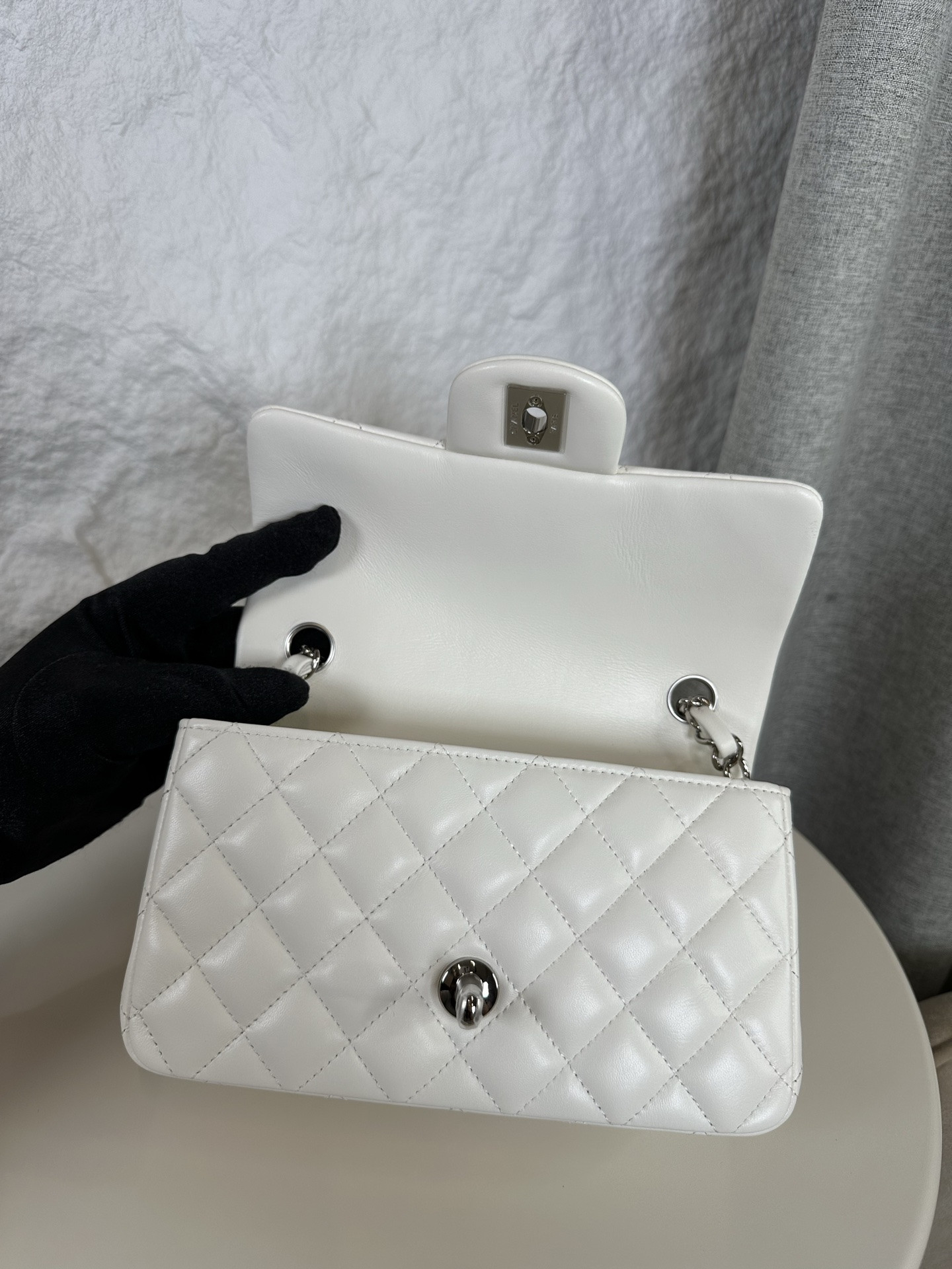 Ch**el Mini Flap Bag 20x12x6cm