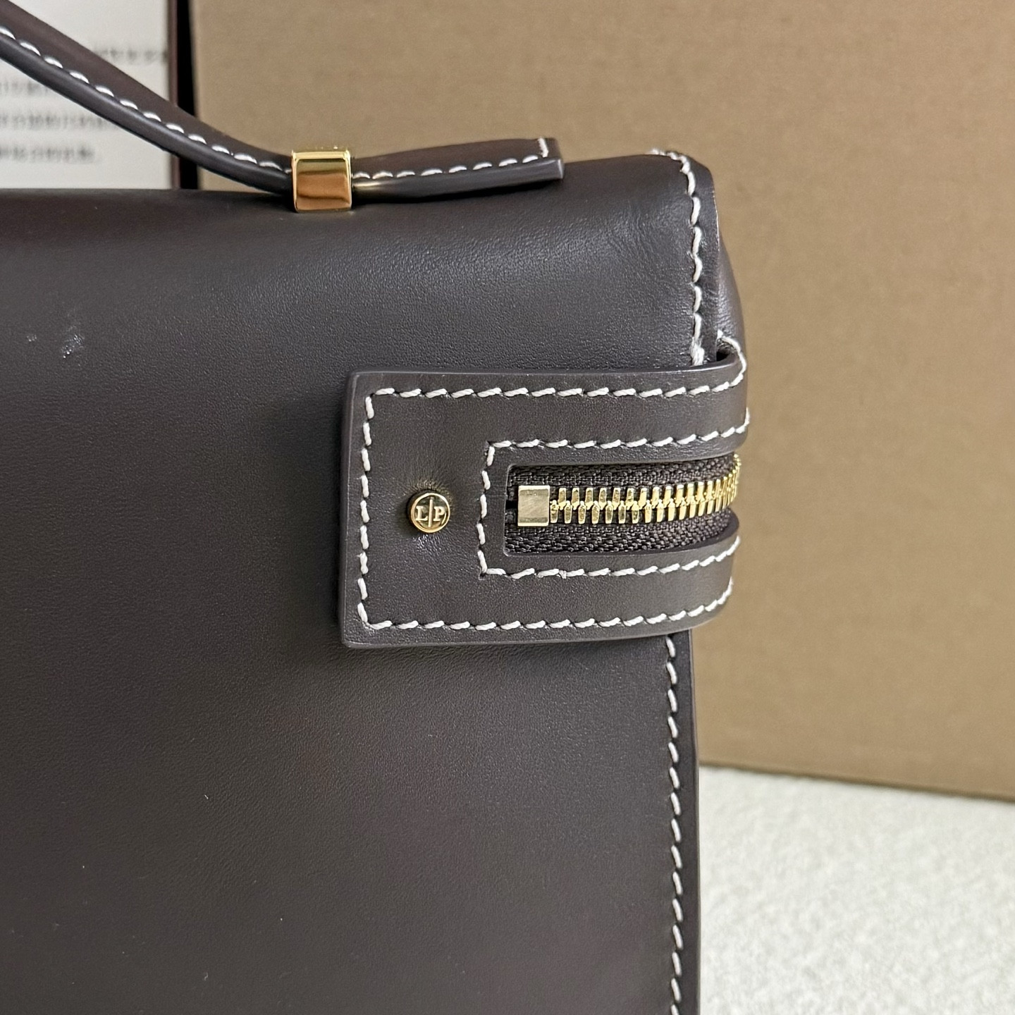 L0r0 P1ana Extra Clutch L29 29x14x3cm